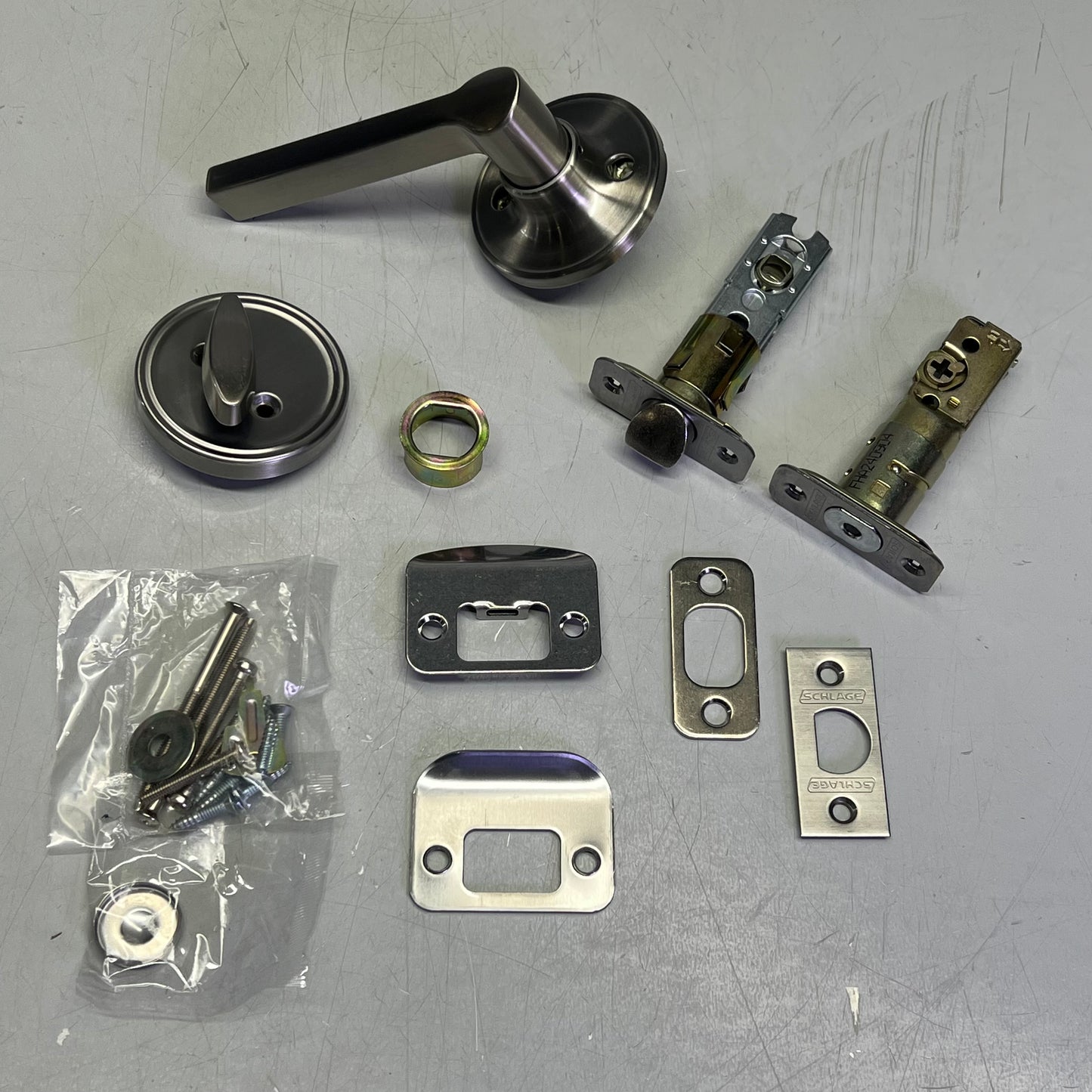 SCHLAGE J-Series Single Cylinder Keyed Entry Interior Bright Chrome JH59-SOL