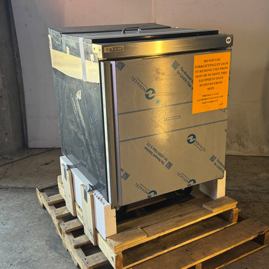 DELFIELD 4400 Mega Top Refrigerator, R290 W/Nosing Shelf Sz 27"W x 30.5"L x 36"H 4427NP-12M-M777