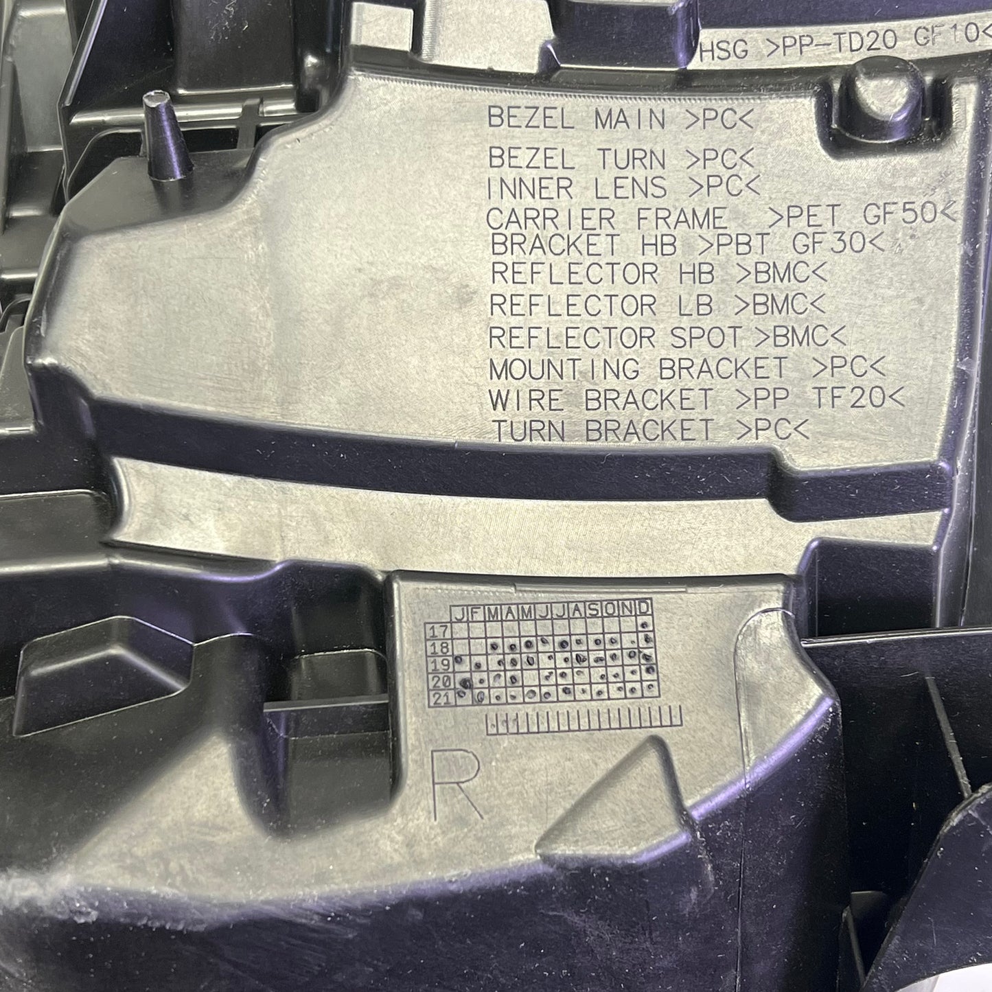 TESLA Genuine OEM RIGHT Headlight Assembly For 2027-2020 Tesla 1077372-00-L