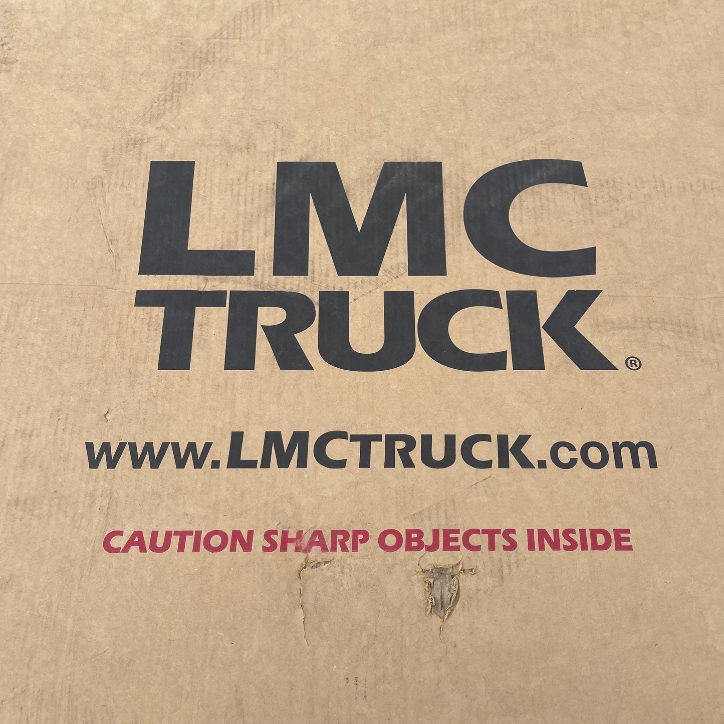 ZA@ LMC TRUCK Radiator Support Panel for Chevrolet Truck 1981-1986, Black CV9100090-0000 (AS-IS)