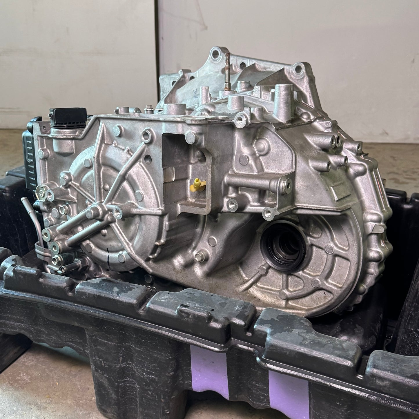 Toyota/Lexus OEM Reman Transmission w/ Torque Converter 30510-33871-84