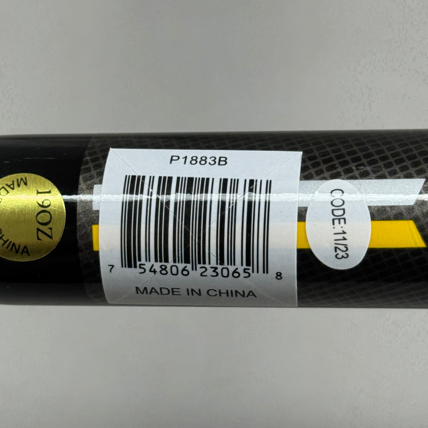 MIZERAK Premium Carbon Composite 3D Grip Cue 58" (Distressed Packaging) P1883B