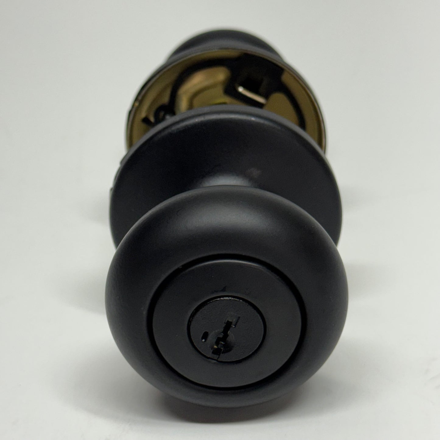 KWIKSET Cove Entry Door Knob with Key, Matte Black Matte Black 400CV 514 - 94002-950