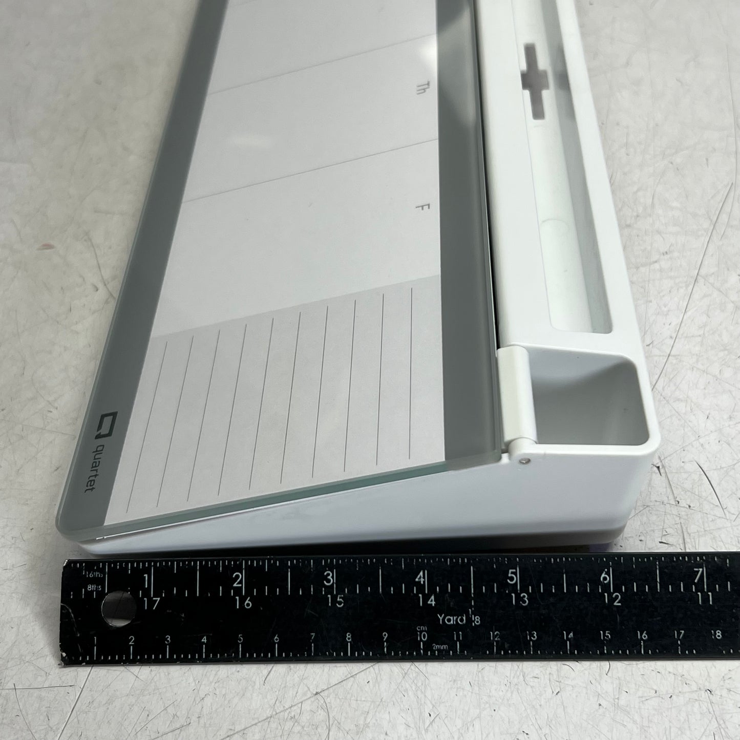 QUARTET Desktop Fiber Glass Dry Erase Board W/ Flip-top 18" x 6" White Q090F04-R