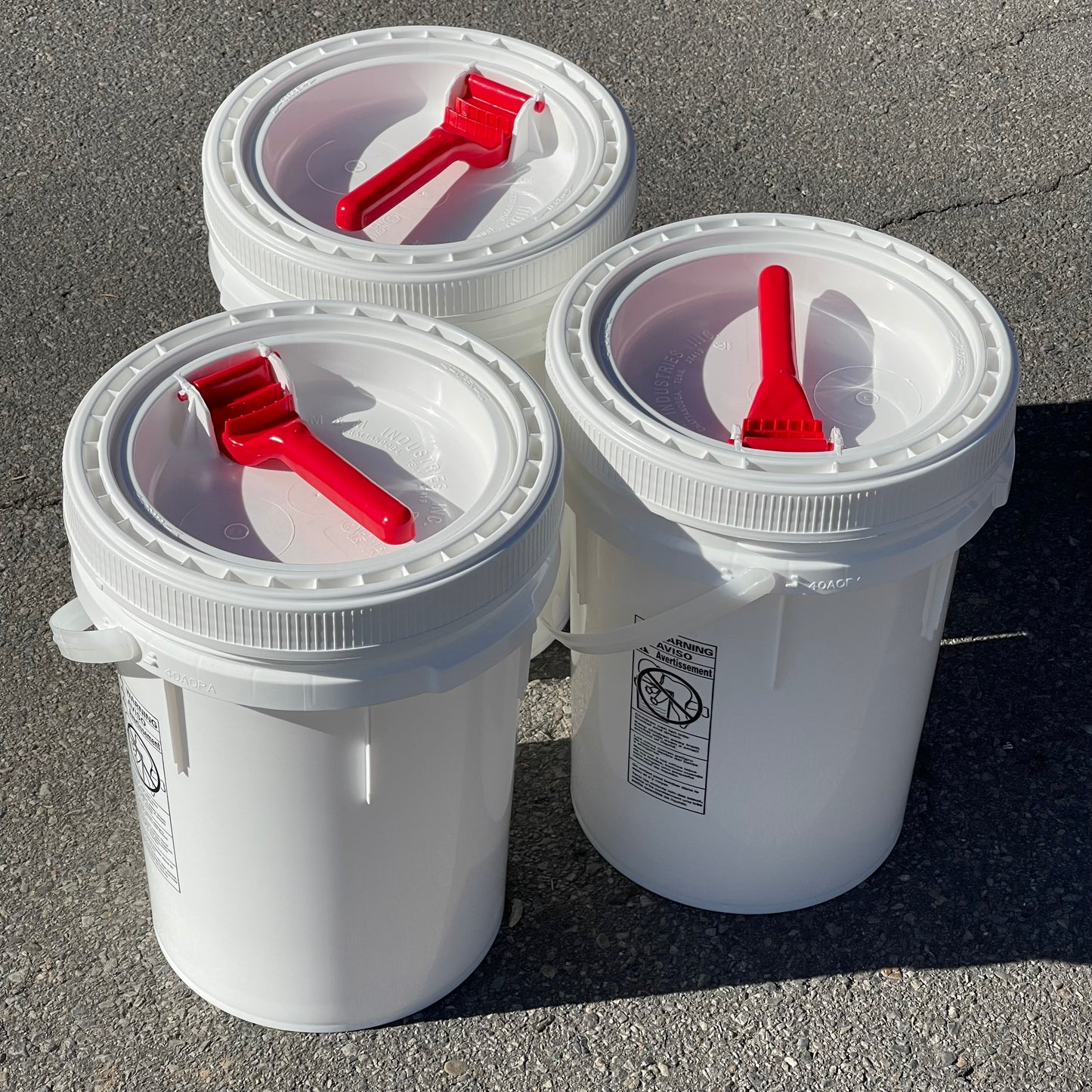 ZA@ M&M INDUSTRIES (3 PACK) Life Latch Liquid Container 5 Gal White, Made in USA