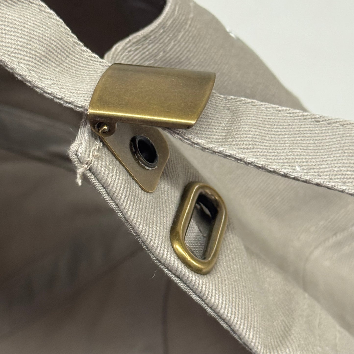 GOOD AMERICAN American Icon Low-Profile Dad Hat Khaki005