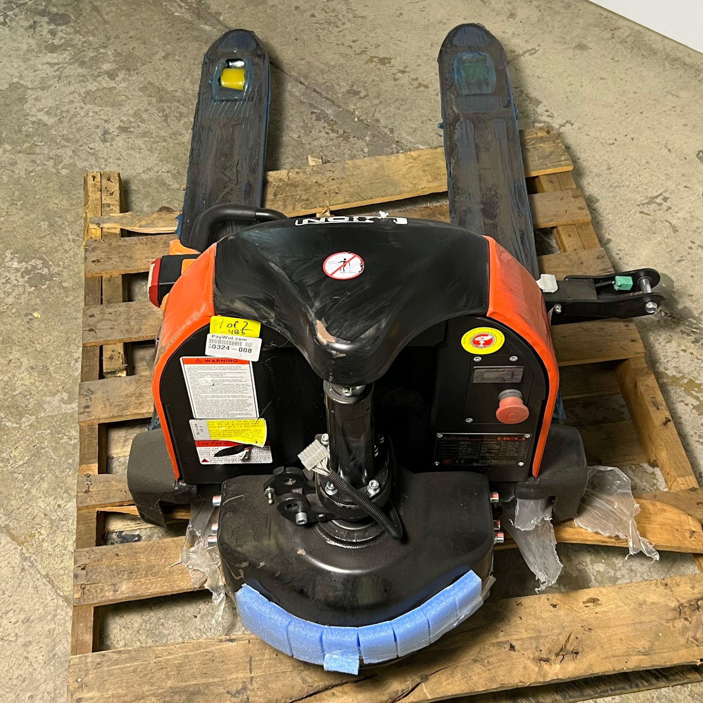HELI Fully Electric Pallet Jack Truck 3300 lbs Sz 27" W x 60" L CBD15J