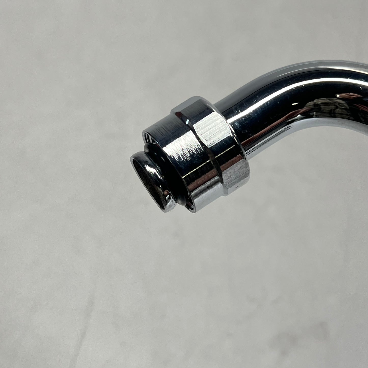 REGENCY Wall Mount Faucet W/ 18" Double Jointed Spout & Center Chrome 600FW818DJ