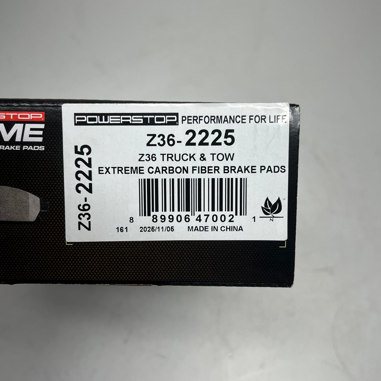 POWER STOP Truck & Tow Carbon Fiber Ceramic Brake Pads W/ Hardware Z36-2225