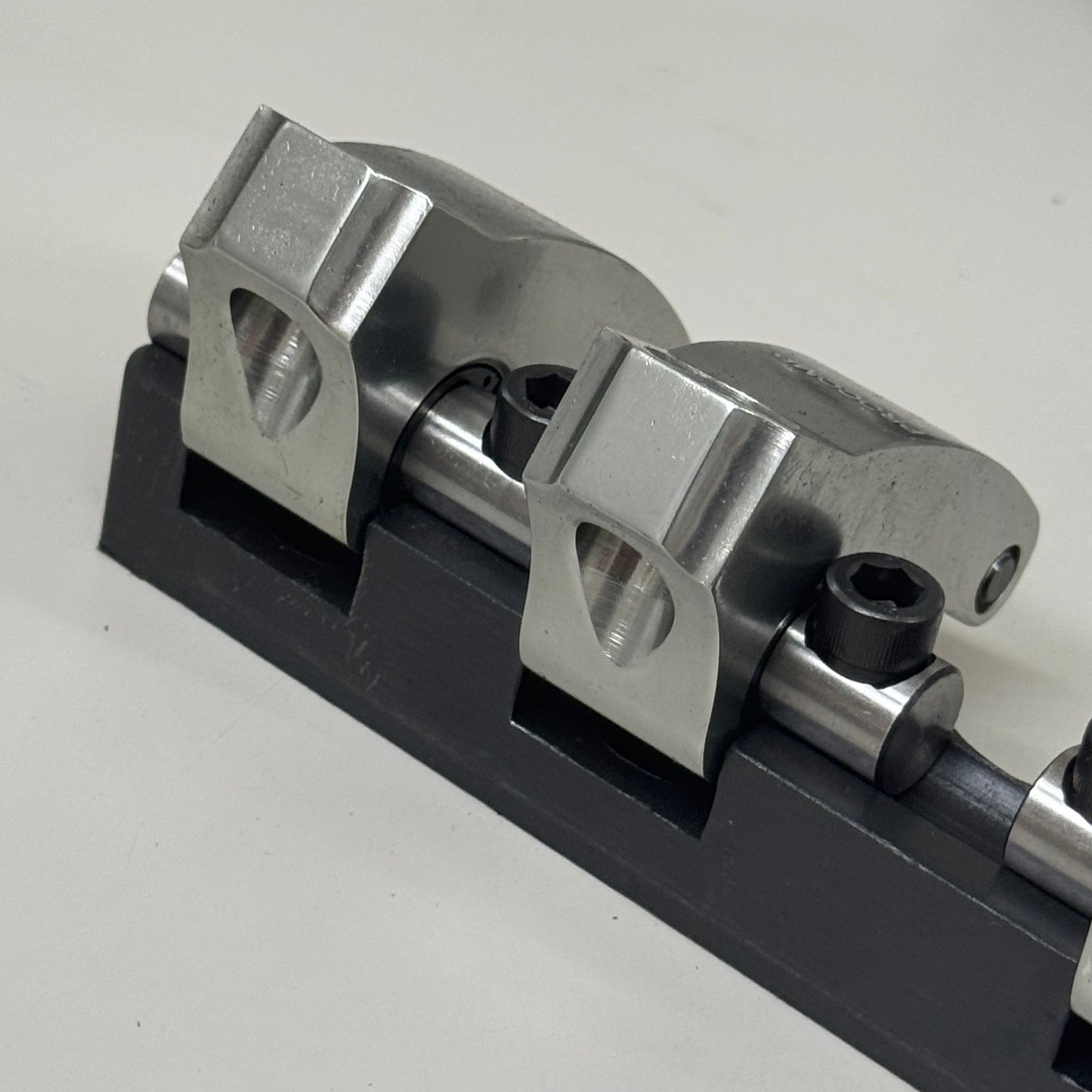 SPEED MASTER Windsor Shaft Mount 1.7 Aluminum Rocker Arms PCE261.1106.01 (Other)