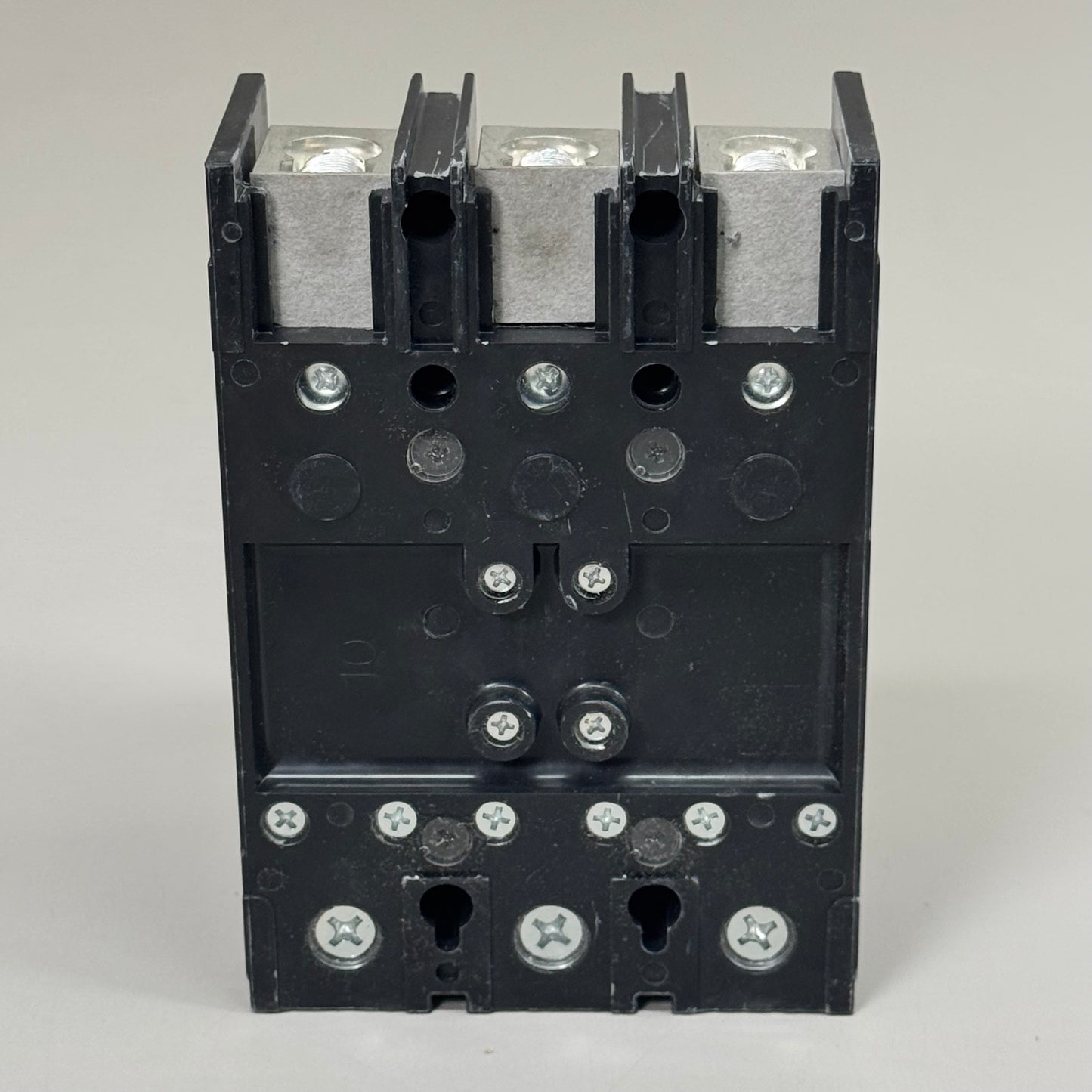 SQUARE D 3 Pole Circuit Breaker 225 A 240V Molded Case Thermal Magnetic QDL32225