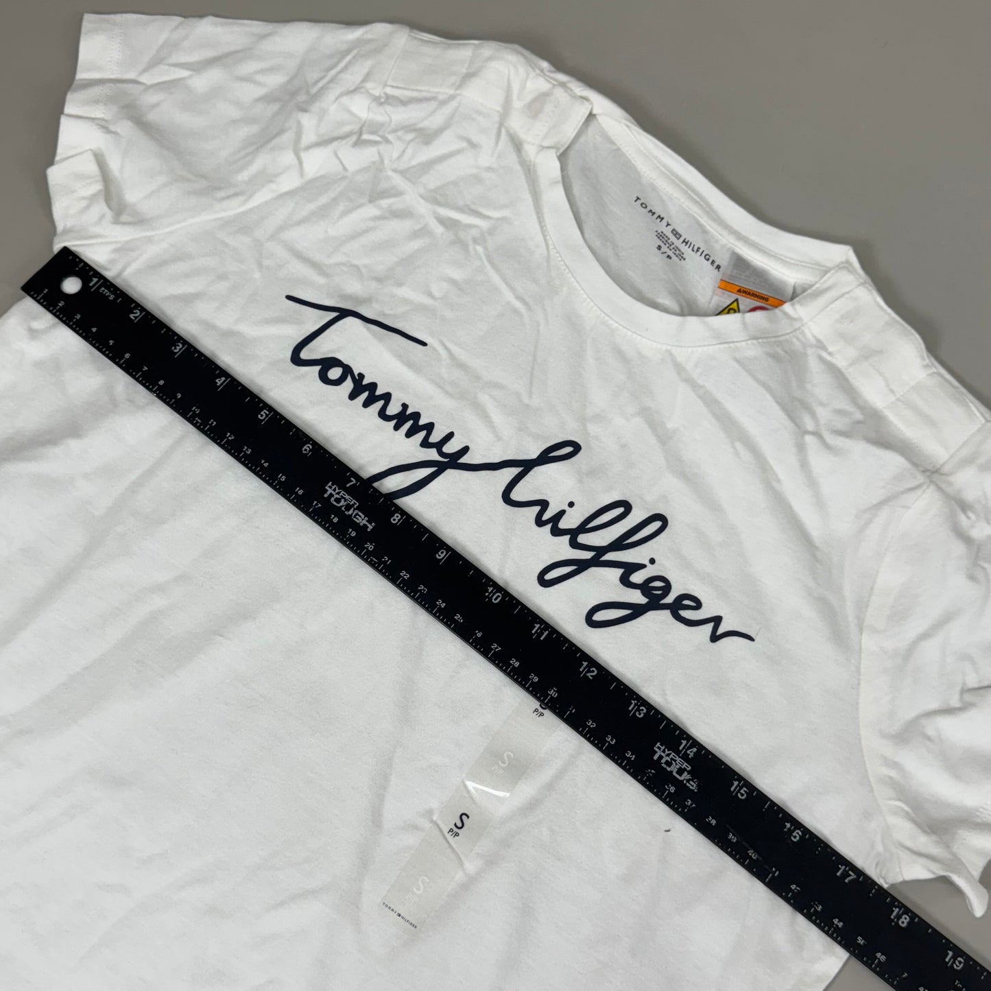 TOMMY HILFIGER Adaptive Short Sleeve Magnet Button T-Shirt White Women's SZ S/P Signature (New Other)