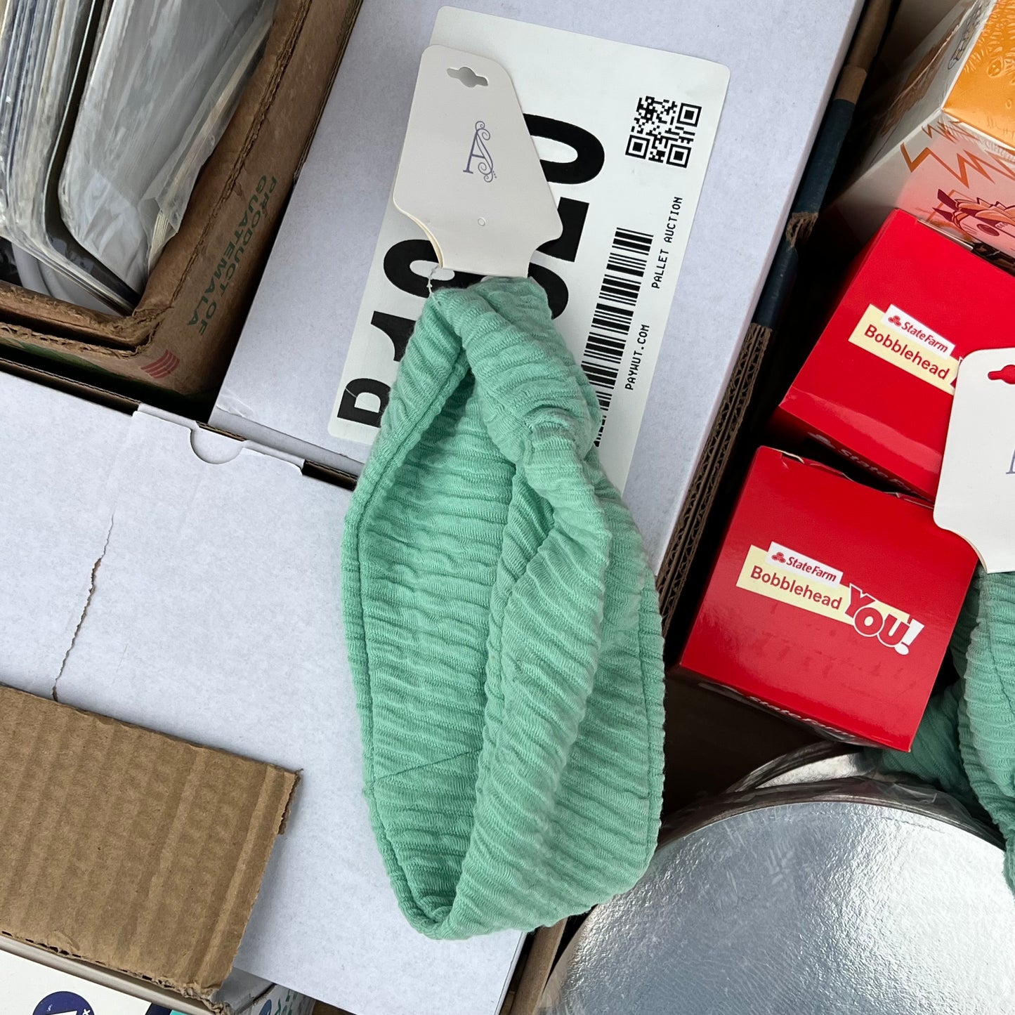 ZA@ Pallet of MIXED Children's, Books, Card Holders, Headbands, File Folders & More! (AS-IS)