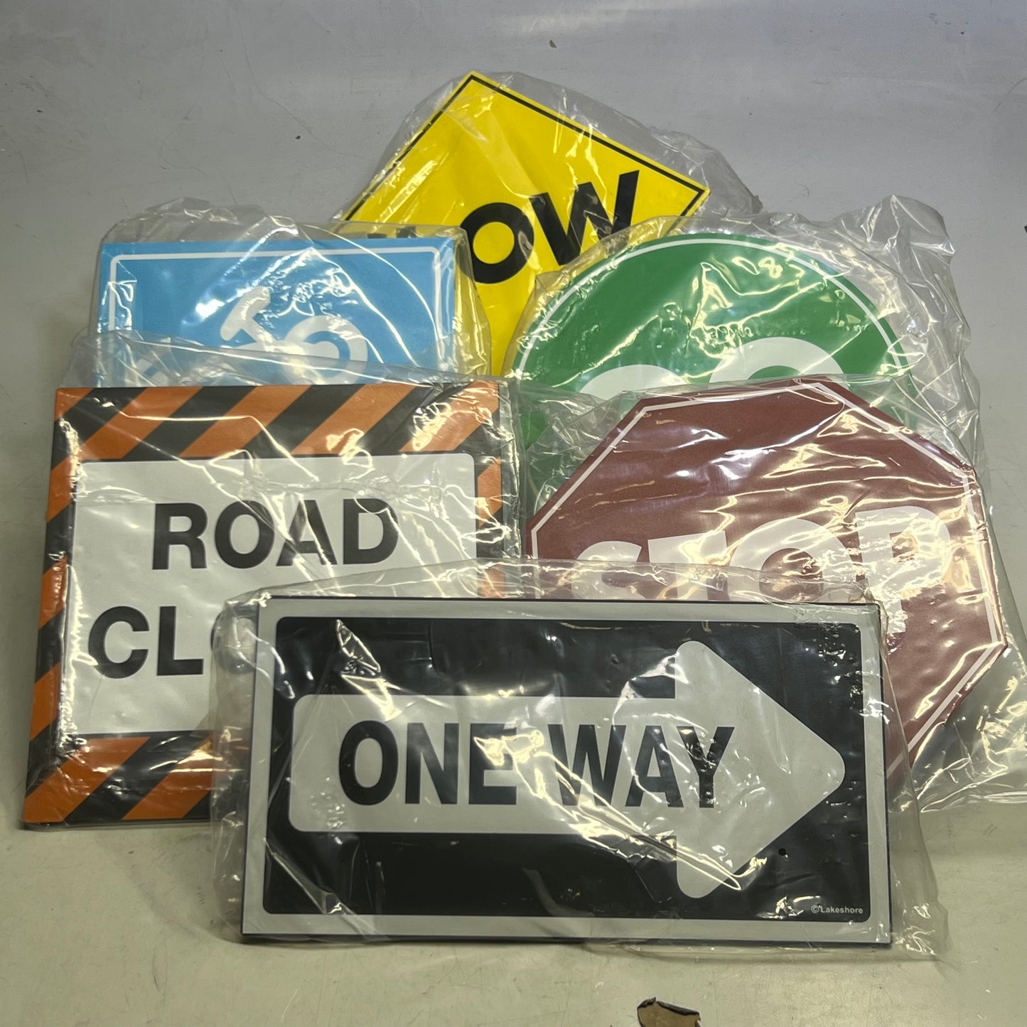 LAKESHORE Keep it Safe Traffic Signs JJ374