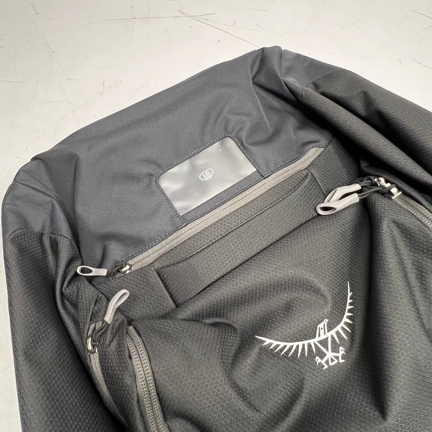 OSPREY Daylite Smooth Wheeled Duffel Lightweight 85L Black/Grey 10006125