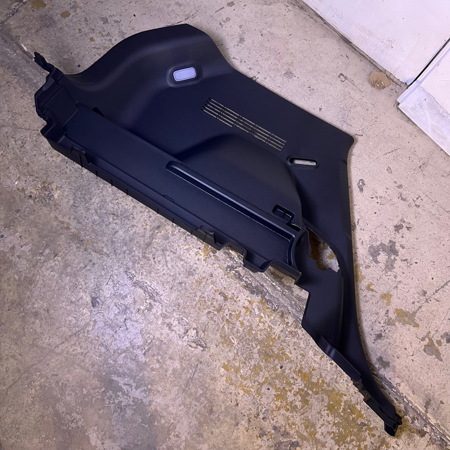 KIA Trim Assy Luggage Side LH 85730Q5500WK