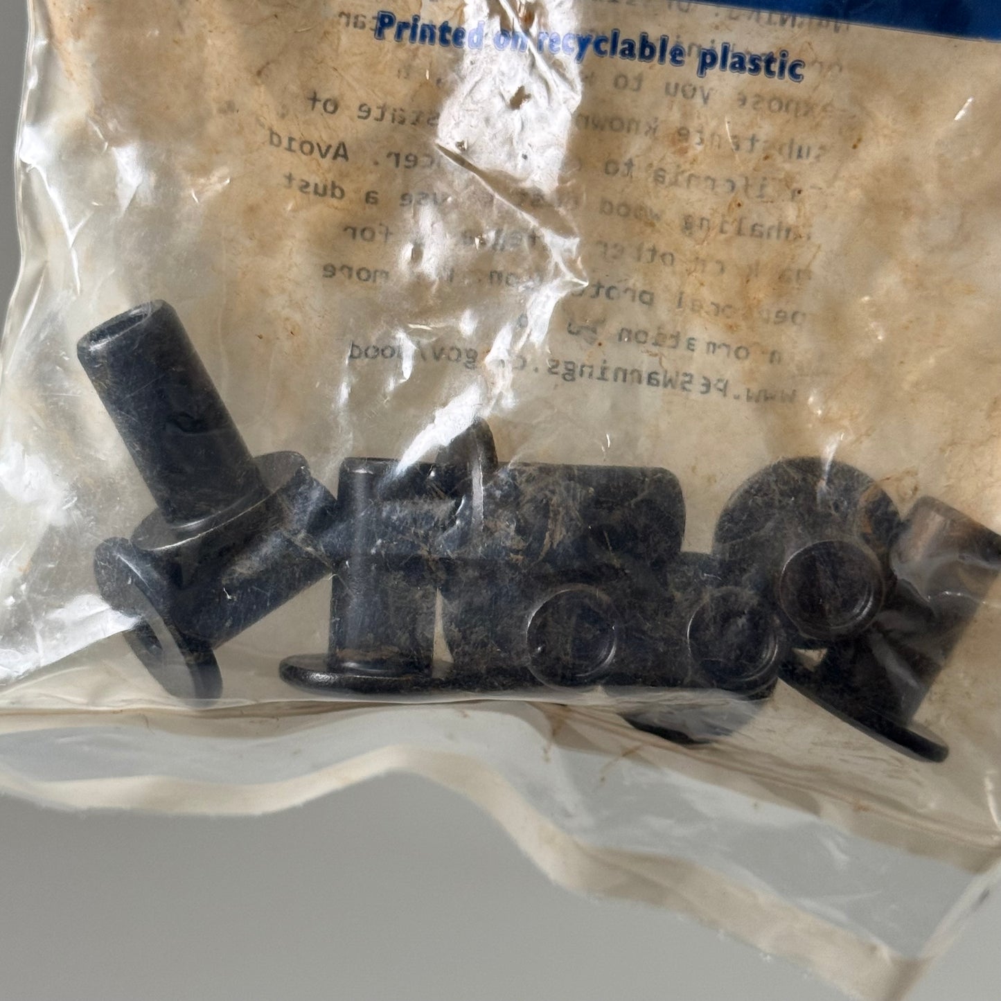 ROCKLER (16 PACK)Cap Nut for Connector Bolts 11/16" Use w/ 1/4" #20 Black GRP369