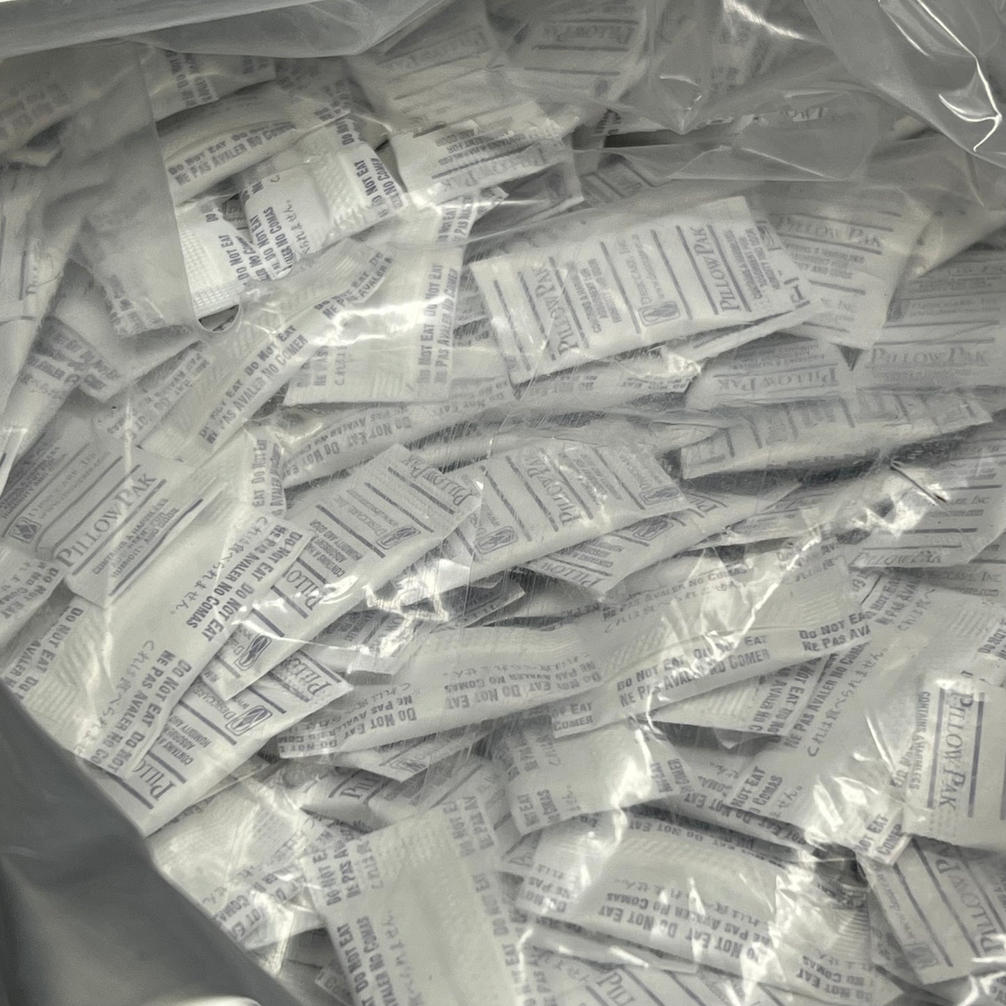 ZA@ PILLOWPAK (25 POUNDS) Sillica Gels Packets for Packing  Clear/White