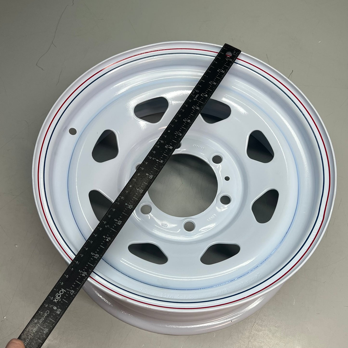 CARLISLE  8-Spoke Trailer Wheel 15 X 6 White W/ Red & Blue Stripe 1522660564B
