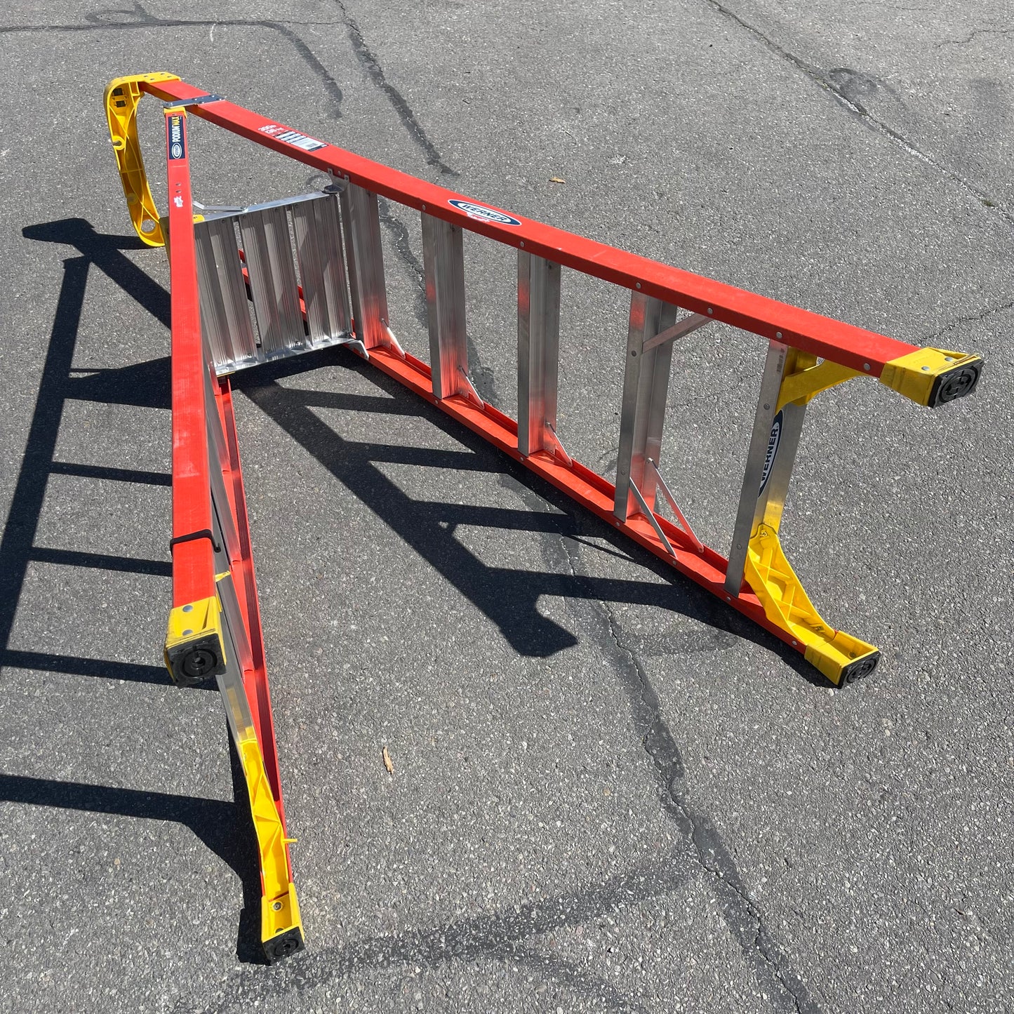 Z@ WERNER Podium Max Fiberglass a Frame Step Ladder 5-11 ft, 300 lbs cap Orange PD6205