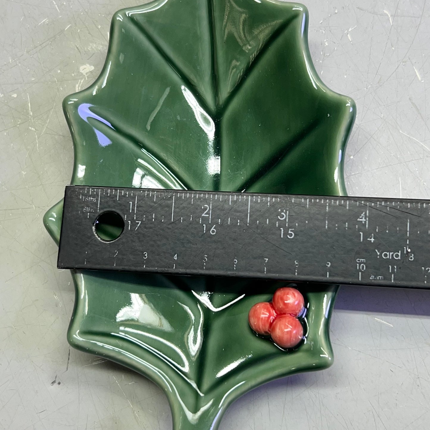 CREATIVECO-OP Stoneware Holly Dish Sz 7-1/2"L x 4-1/4"W, XS6185