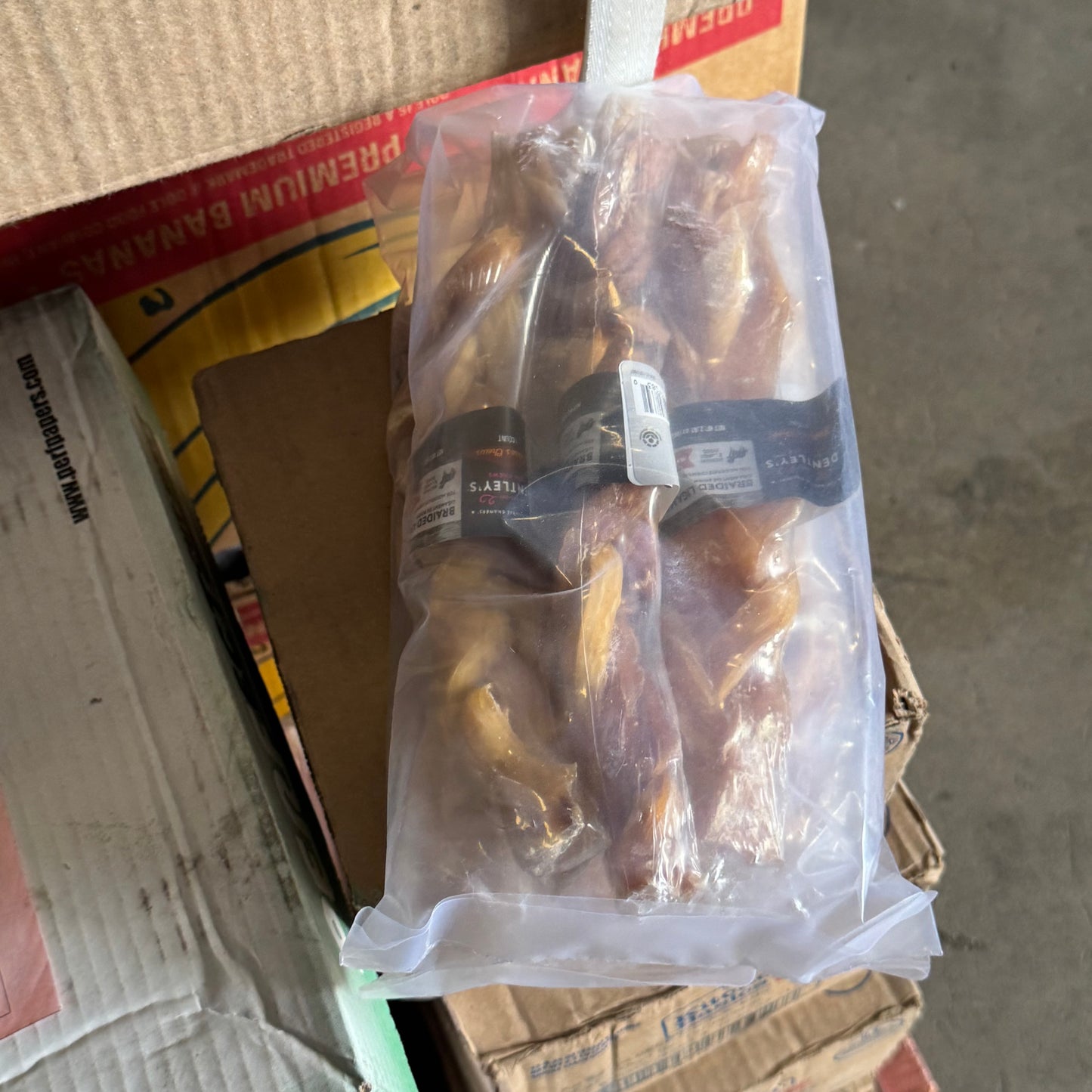 ZA@ Pallet of MIXED Dog Food, Stain Remover & Cleaner, Beef Stock, Visor Cap, Etc... (AS-IS)
