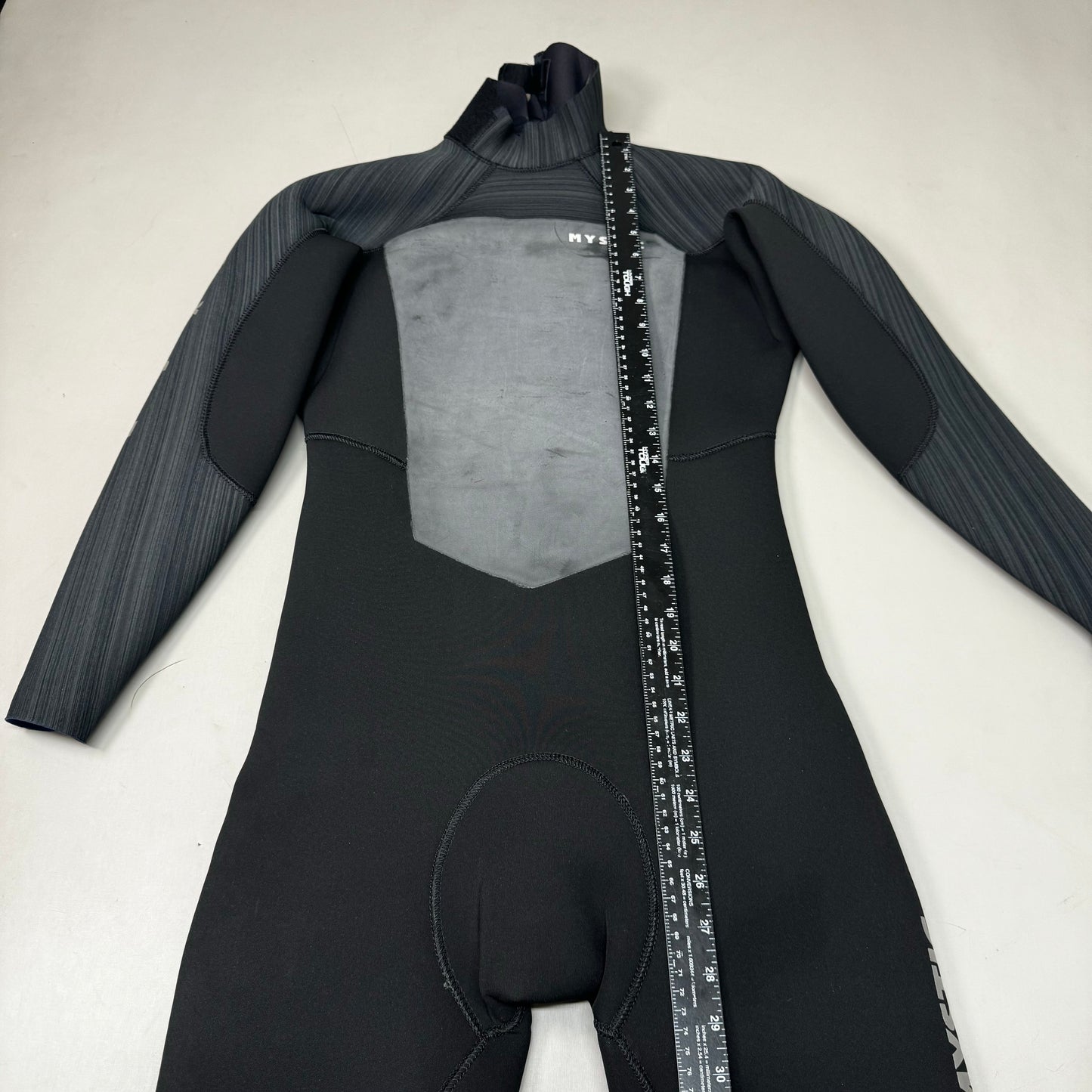 MYSTIC Majestic 2022 Fullsuit Back-zip Knitflex+ 4/3mm Sz M Black 35000.220006