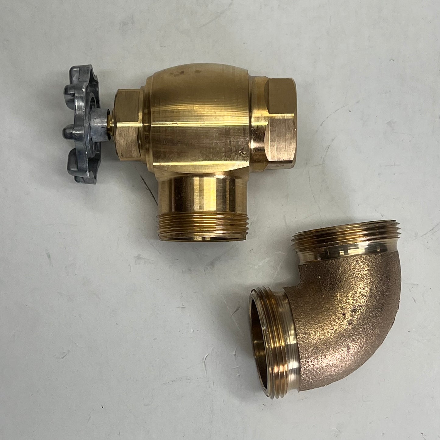 SLOAN Segment Diaphragm Concealed Water Svr Ci3.5 GPF/13.2 LPF Brass 3988914