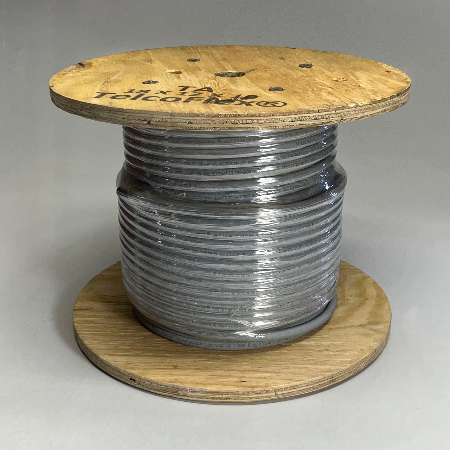 SOUTHWIRE Telcoflex lll Central Office Power Cable 2 AWG Gray 600V Sz 100 ft Grey