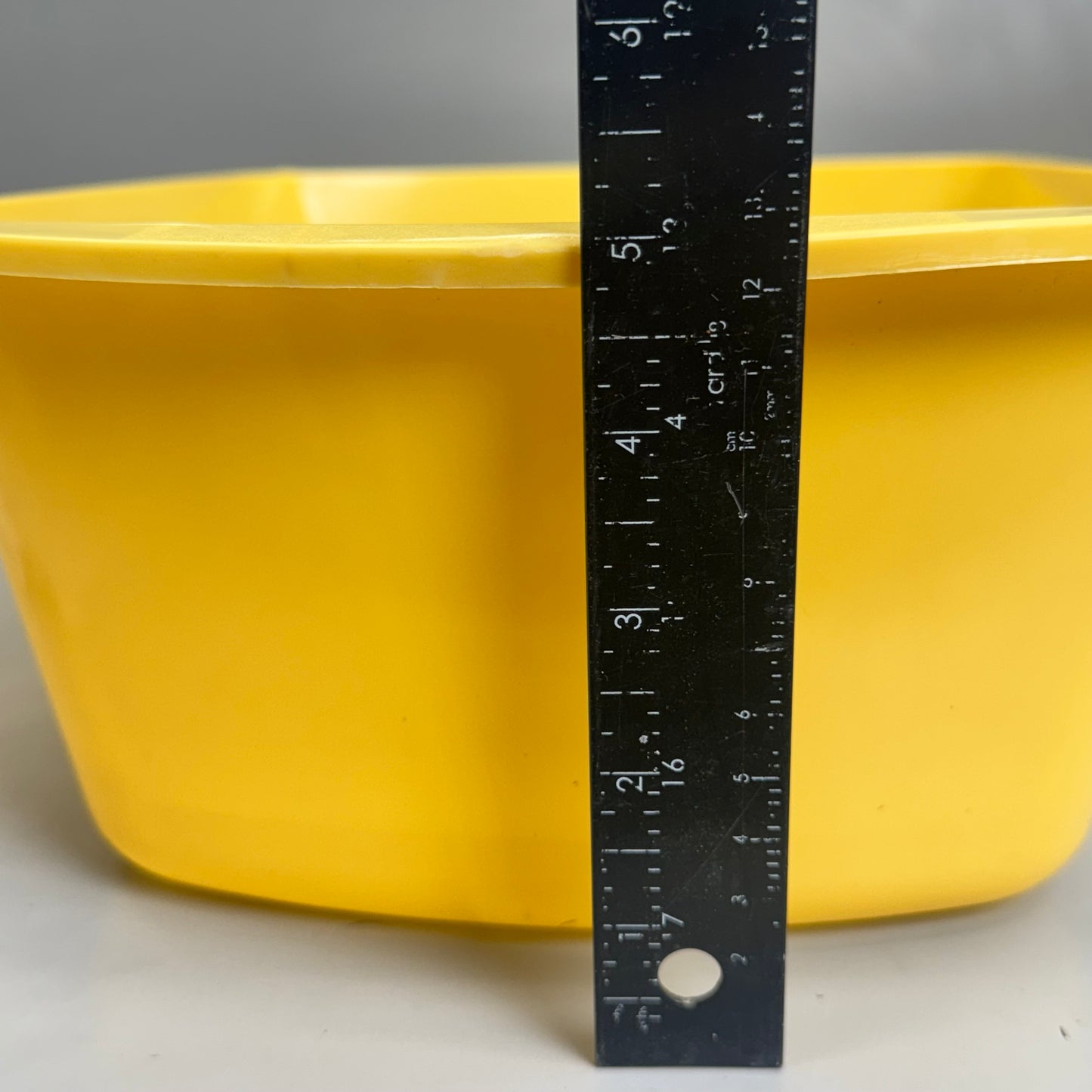 MEDEGEN (50 Pcs) Rectangular Wash Basin 6.6L 13”Lx10”Wx5” Yellow H362-05