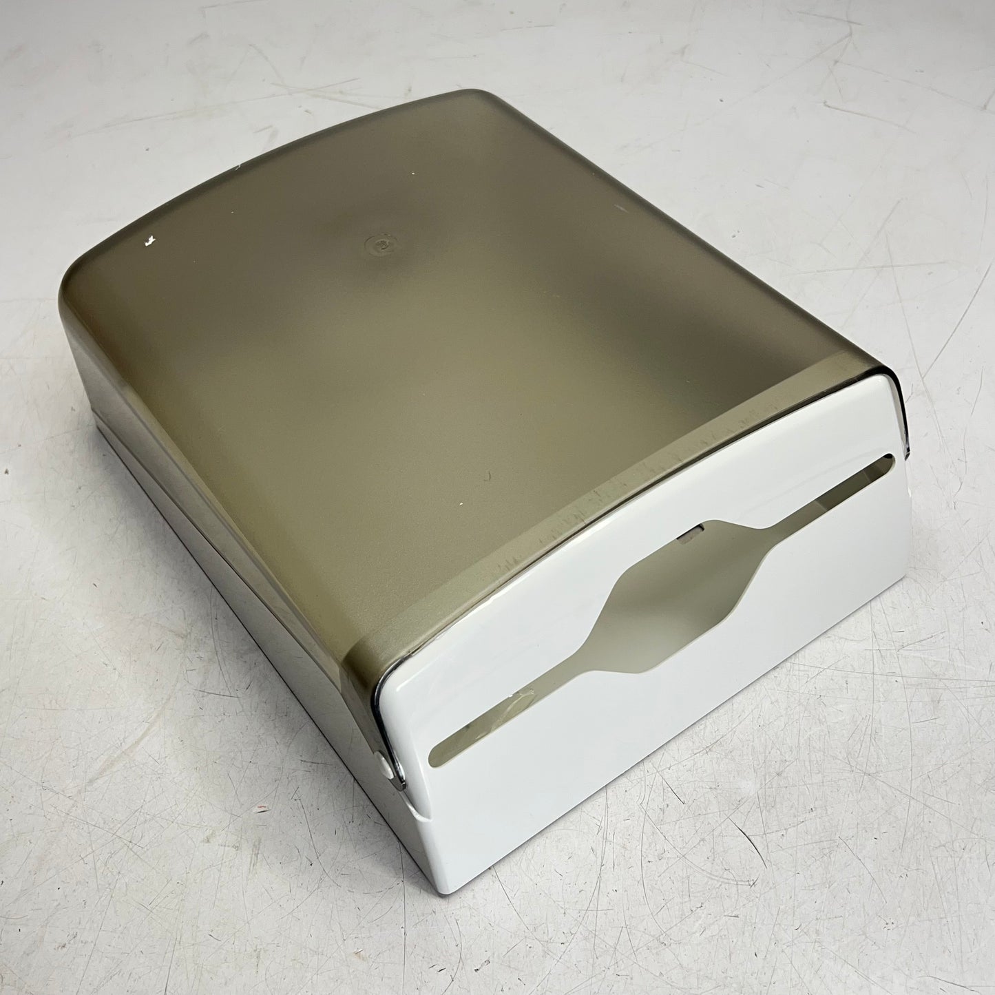 GEN  Folded Towel Dispenser 11" X 4 1/2" X 14" Holds 600 Towels Smoke GEN1608