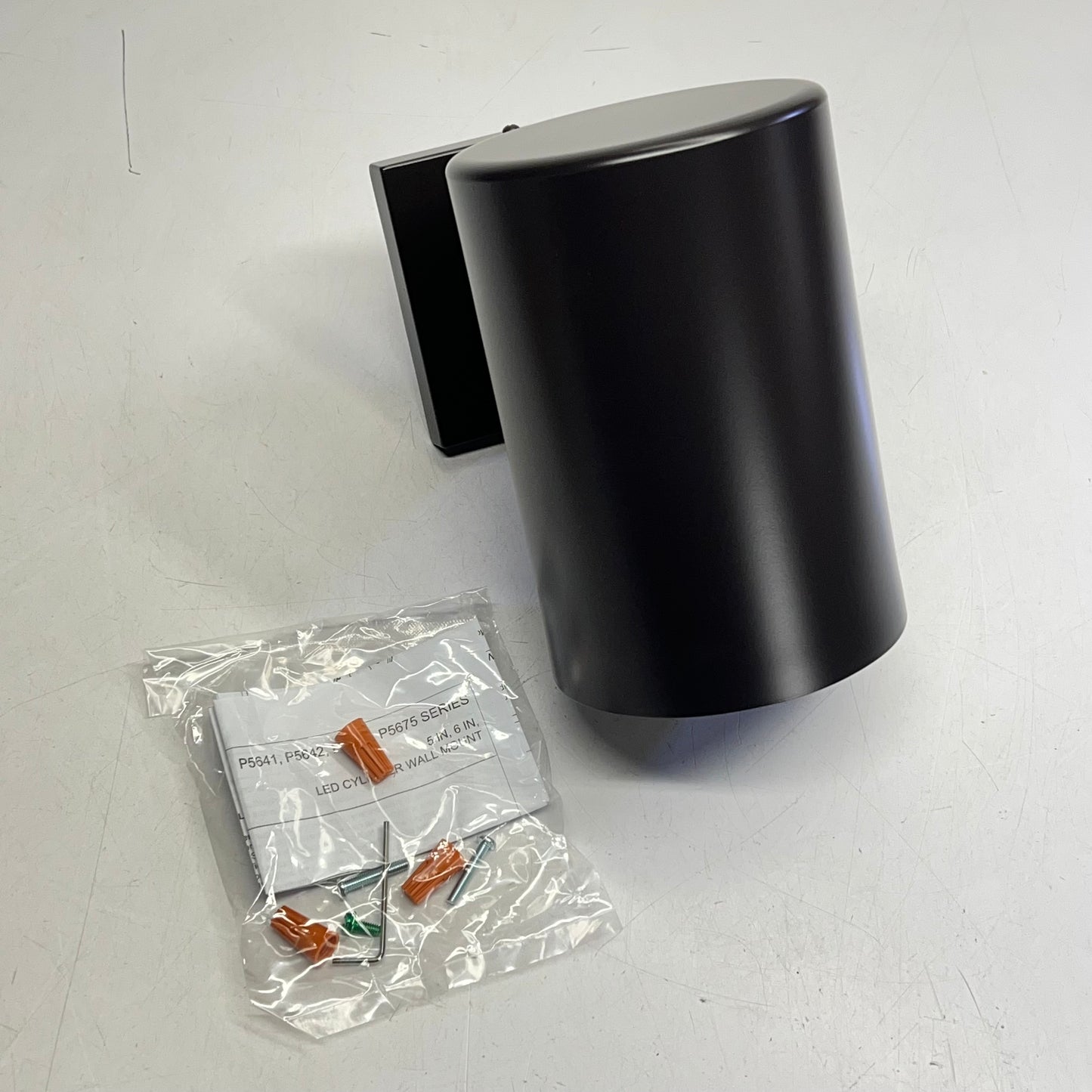 PROGRESS LIGHTING Cylinder Outdoor Light  7.25 Length Antique Bronze P567420/30K