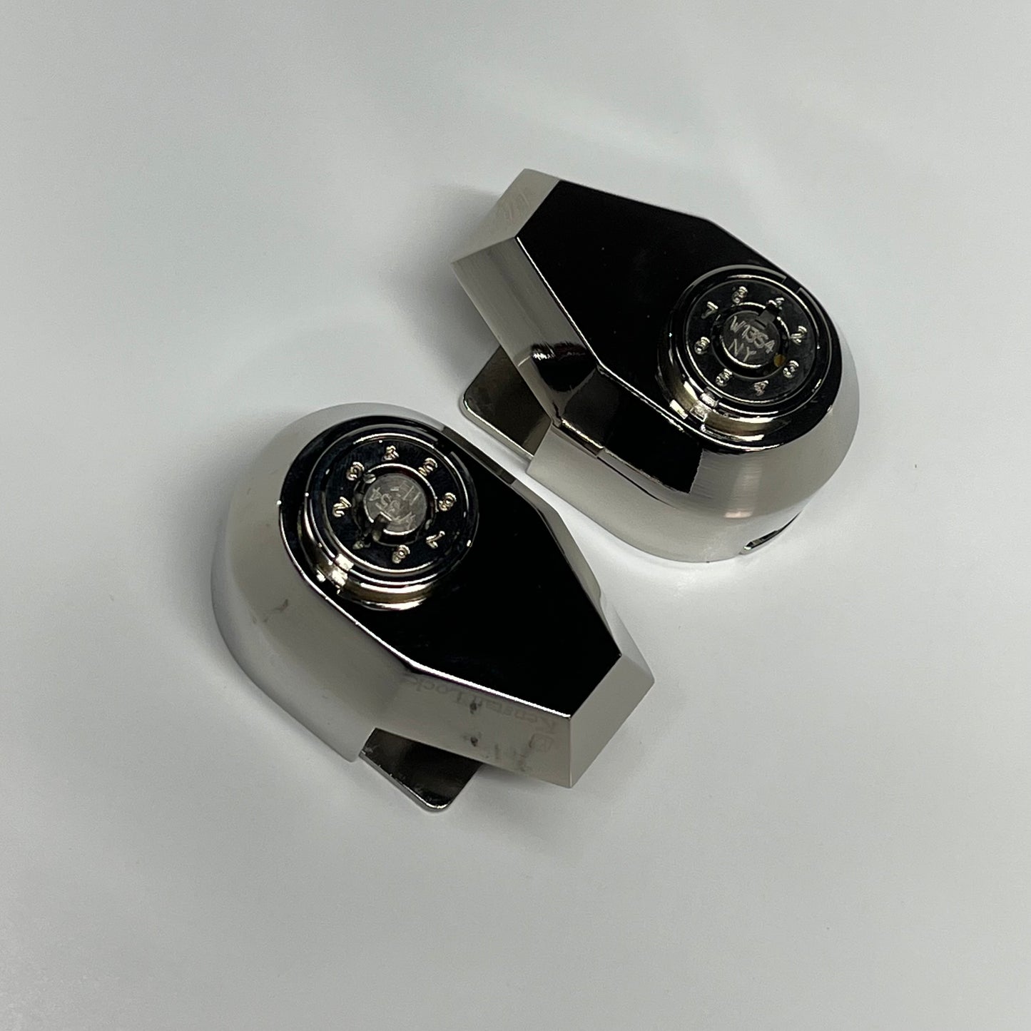 KEENSTAN (2 PACK) Glass To Glass Display Cases Lock Chrome WALM-RLK26|0X-NY