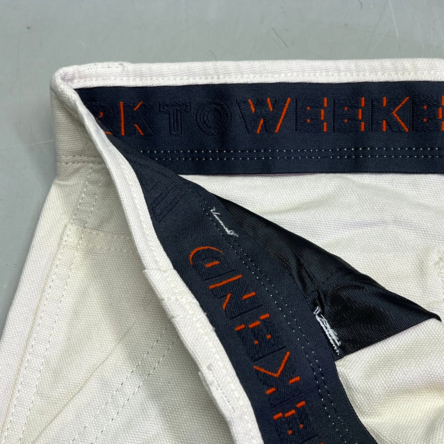 HAGGAR Work To Weekend Everyday Pant Straight Fit Men's Sz 36W X 30L 107 Natural