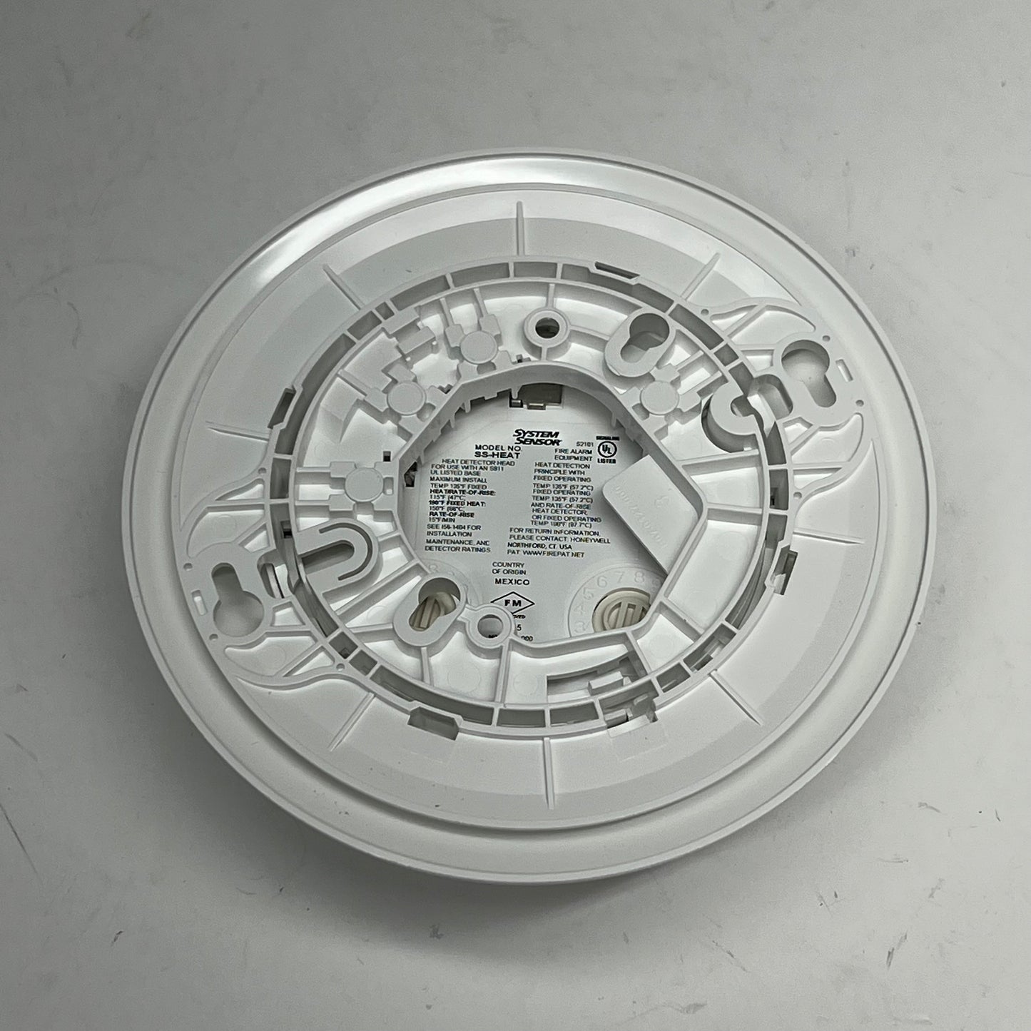 SYSTEM SENSOR Fixed Thermal Detector Ss-series Ceiling Mount 135°F SS-HEAT
