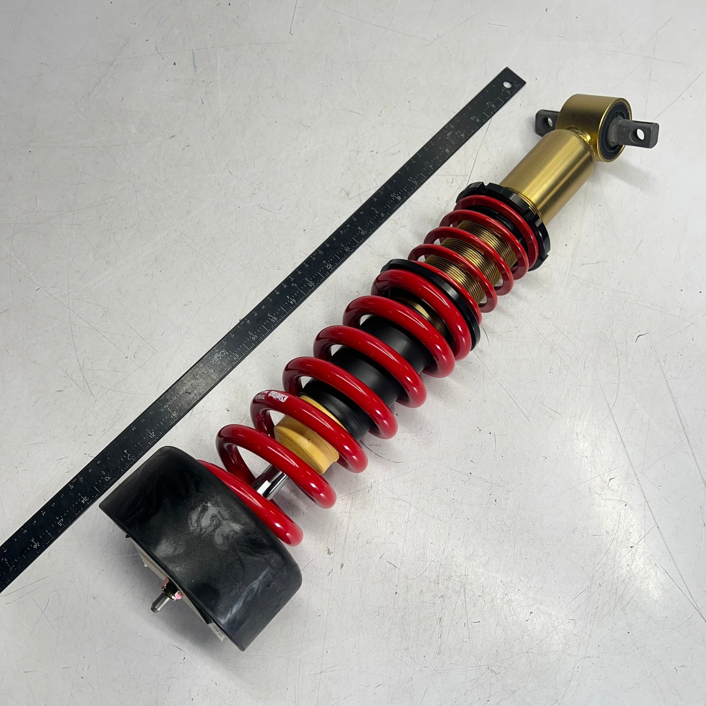 BELLTECH 2wd/4wd Adjustable 0-3" Front Crop Coilovers Red/Yellow/Black 15002