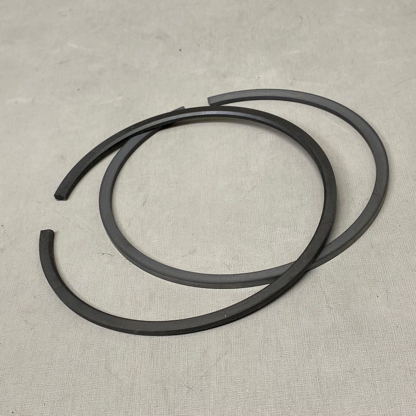 MAHLE Cummins Piston W/Rings Replacement For Ram 225-3732