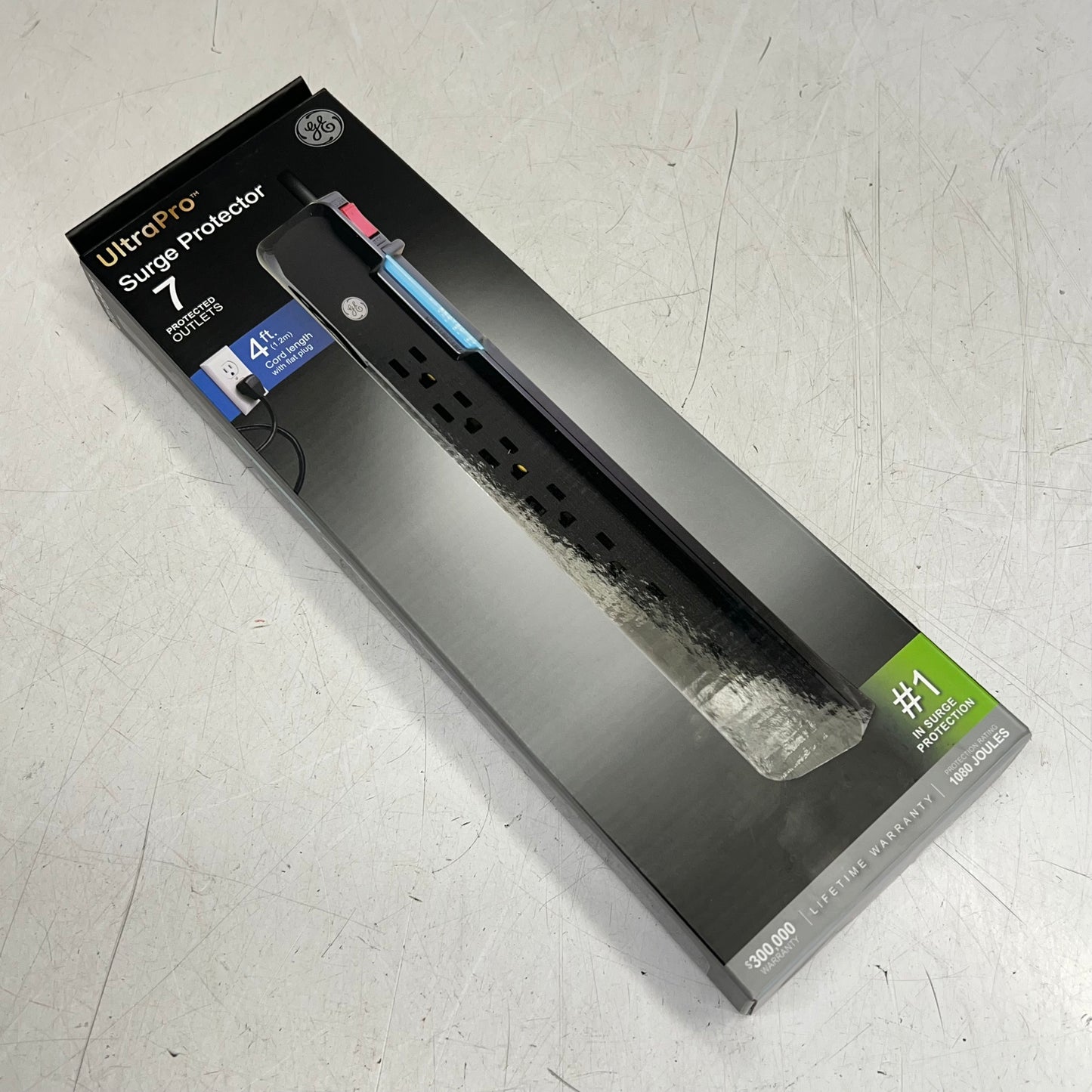 GENERAL ELECTRIC Jasco Ultra Pro Surge Protector 7 Outlet 4' Cord Black 5597
