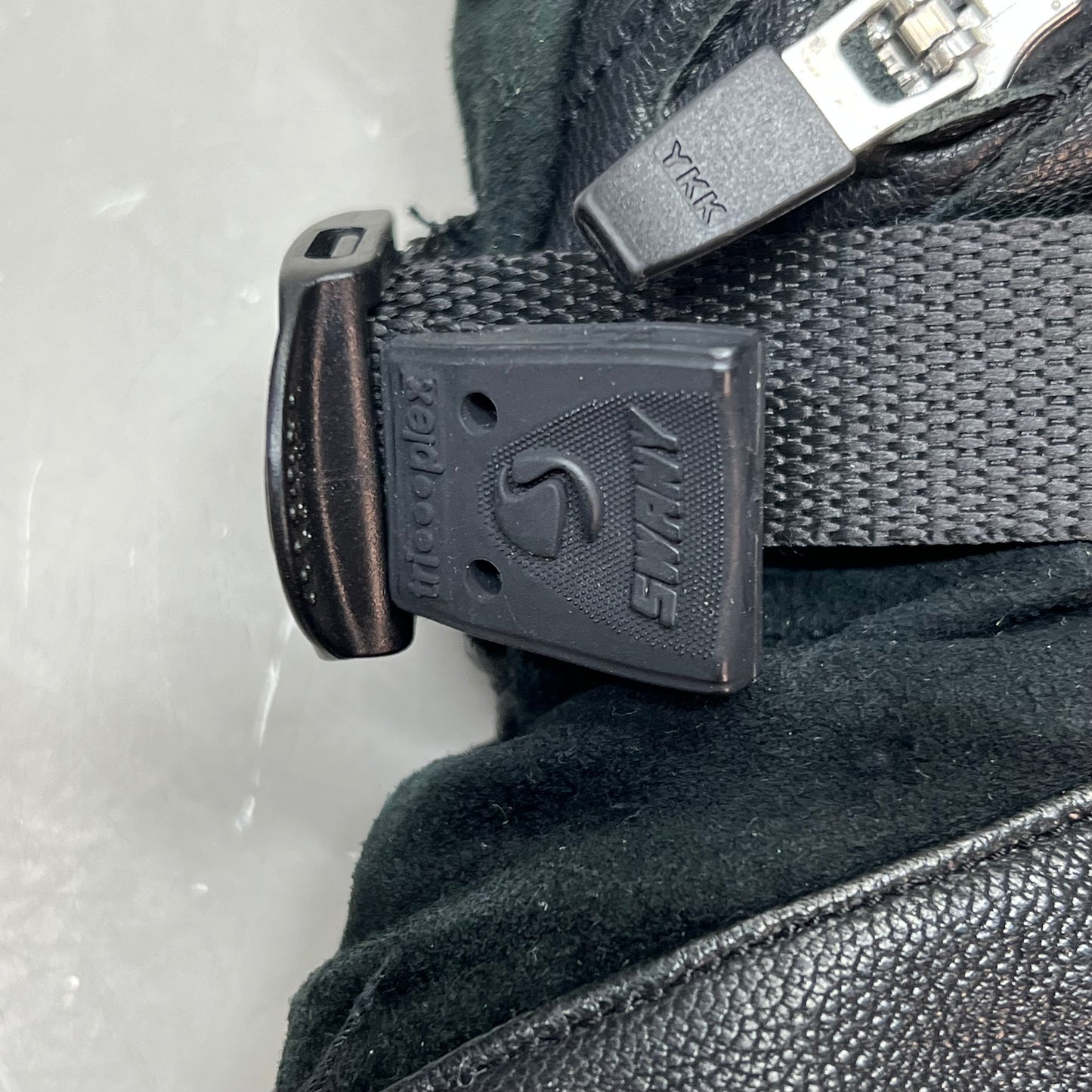 SWANY Gloves X-Cell Tri-Plex Insulation Leather Shield Men's Sz L Black (Used)