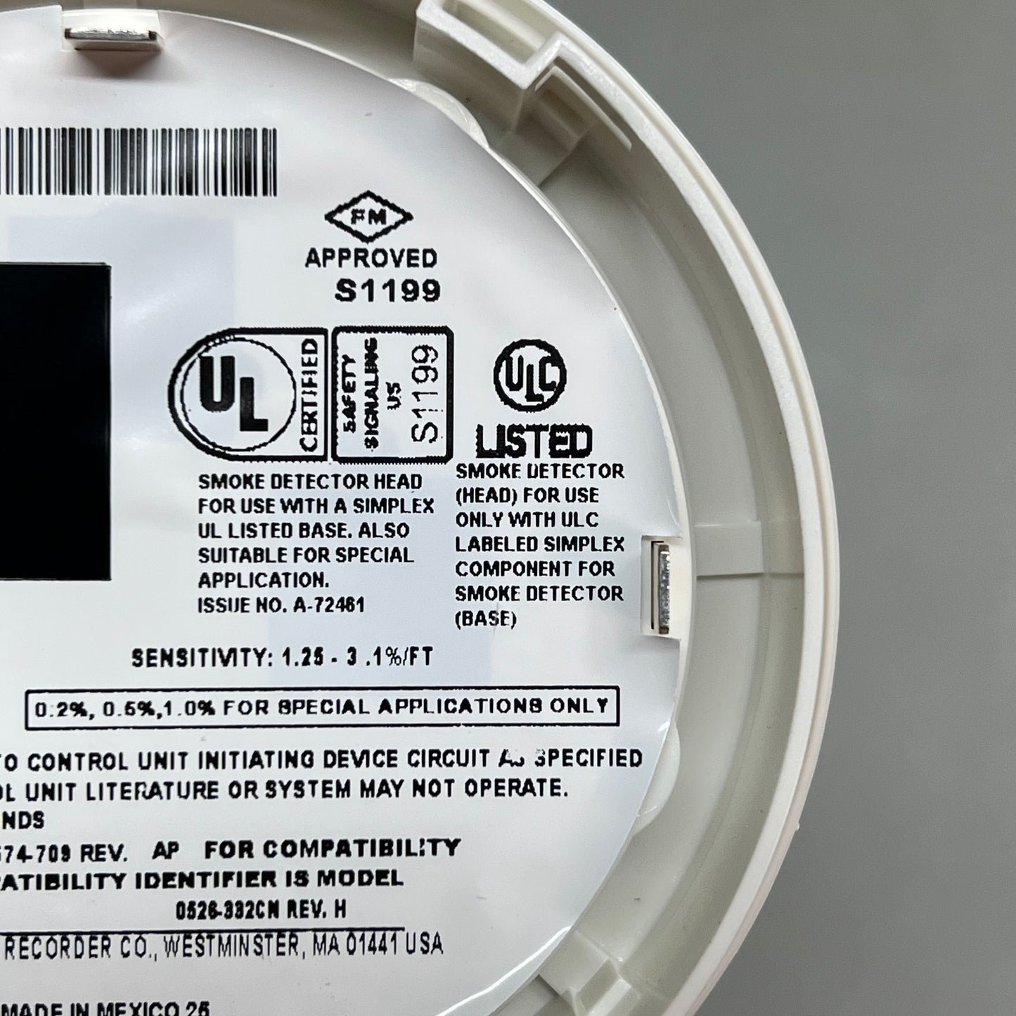 SIMPLEX Plug-In TrueAlarm Addressable Photoelectric Smoke Sensor 4098-9714