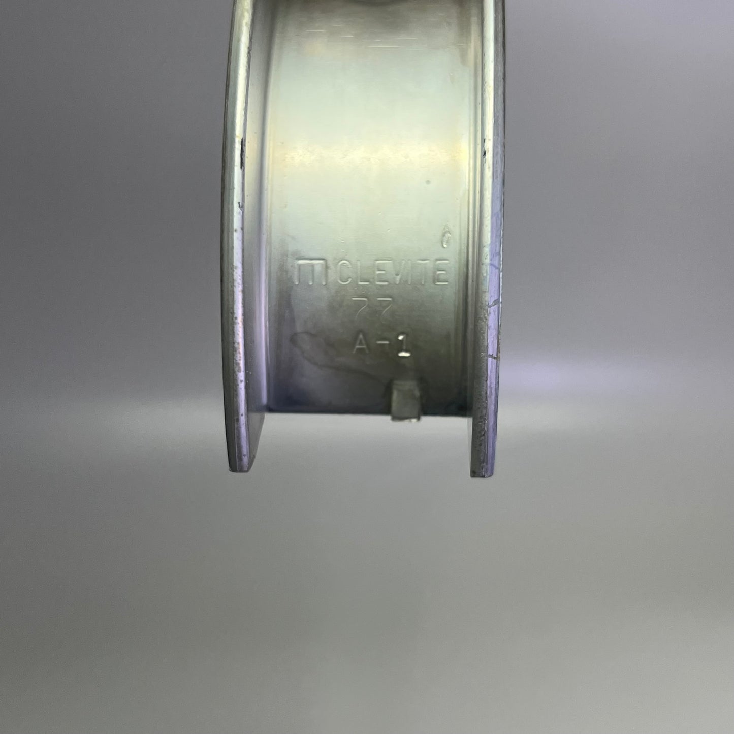 MAHLE Clevite P-Series Main Bearing Set For Ford Made In USA Part MS-863P