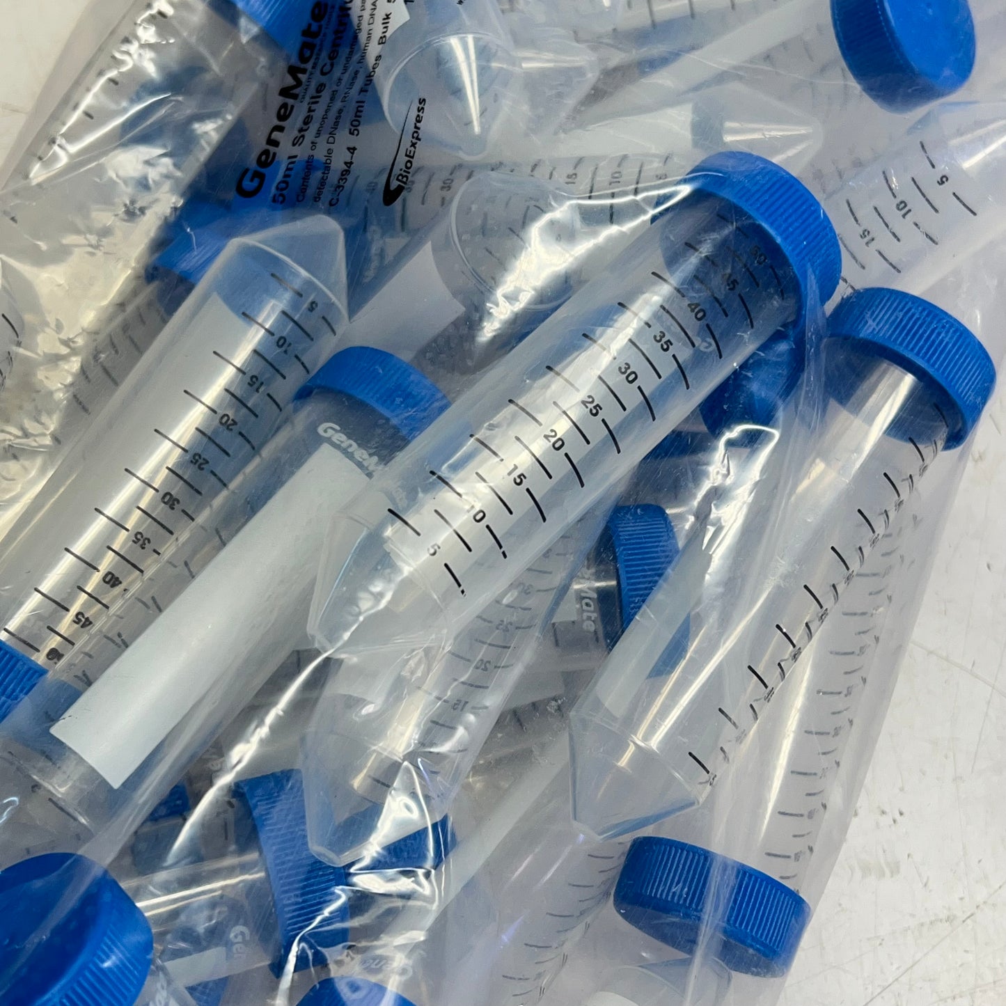 VWR (50 PACK) Polypropylene Sterile Centrifuge Tubes 50 ml Natural/Blue Cap