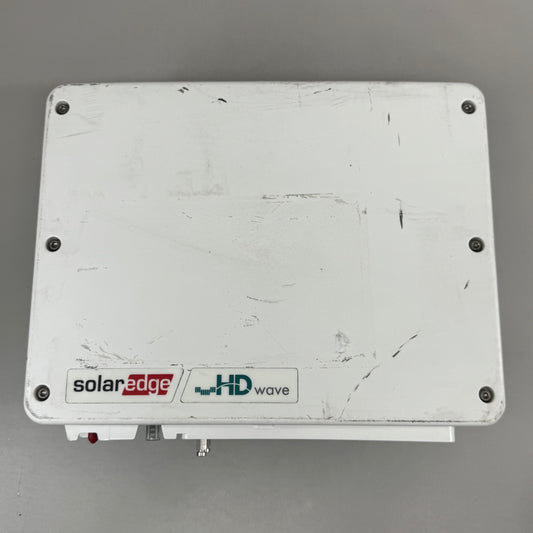 SOLAREDGE Photovoltaic Rapid Shutdown System  14"x11"x6" White 73053922-D3 (As-is (See Images))