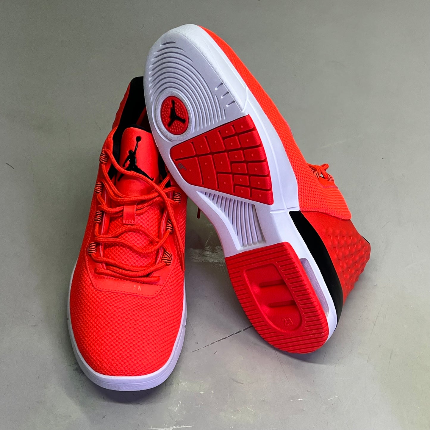 NIKE Air Jordan Infrared Academy GS Basketball Sneakers Men's Sz 9 Gym Red