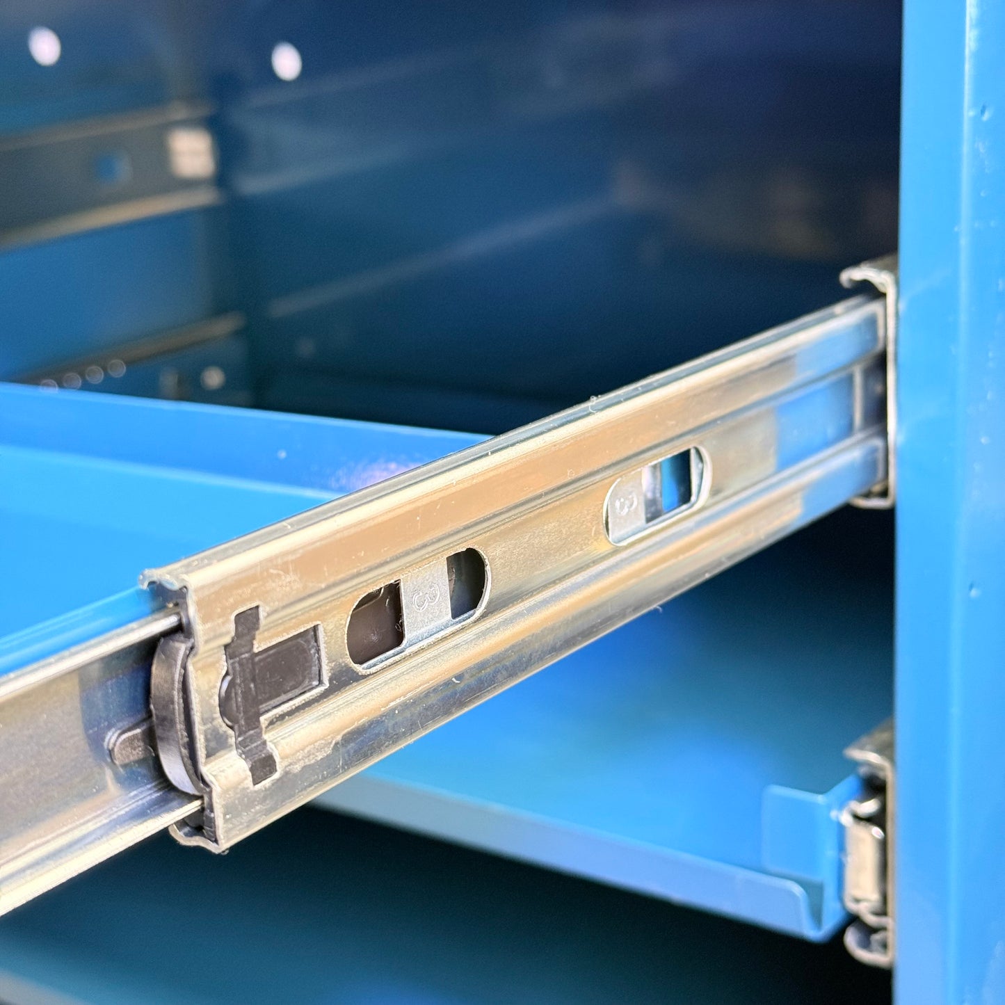 DURHAM MFG 5 Drawer Small Parts Slide Rack Cabinet Class C 12-1/2"x 20-1/2"x 21"  Blue New-Other