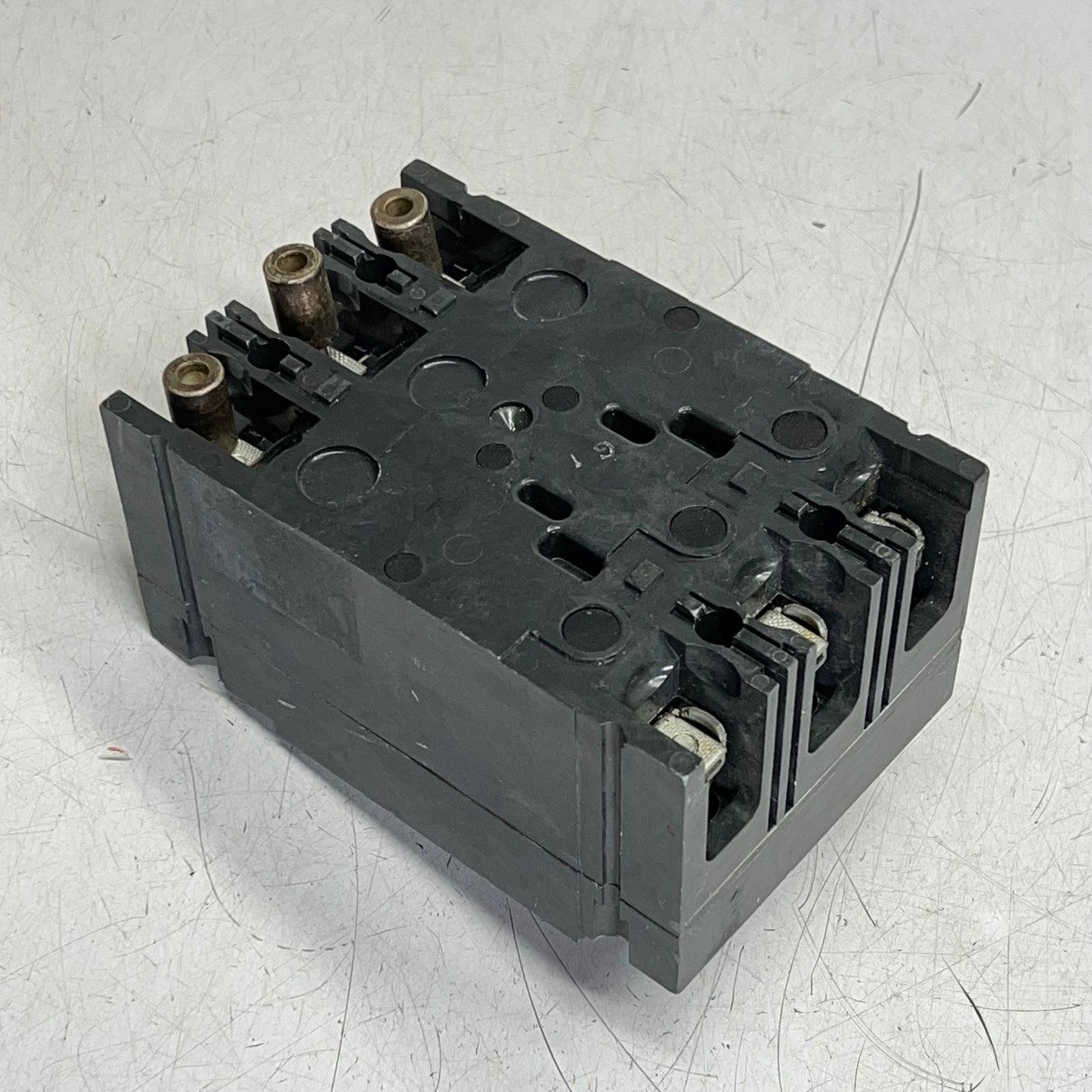 GENERAL ELECTRIC  Molded Case Circuit Breaker 23 AMP 3 Pole TED134025 (Used)
