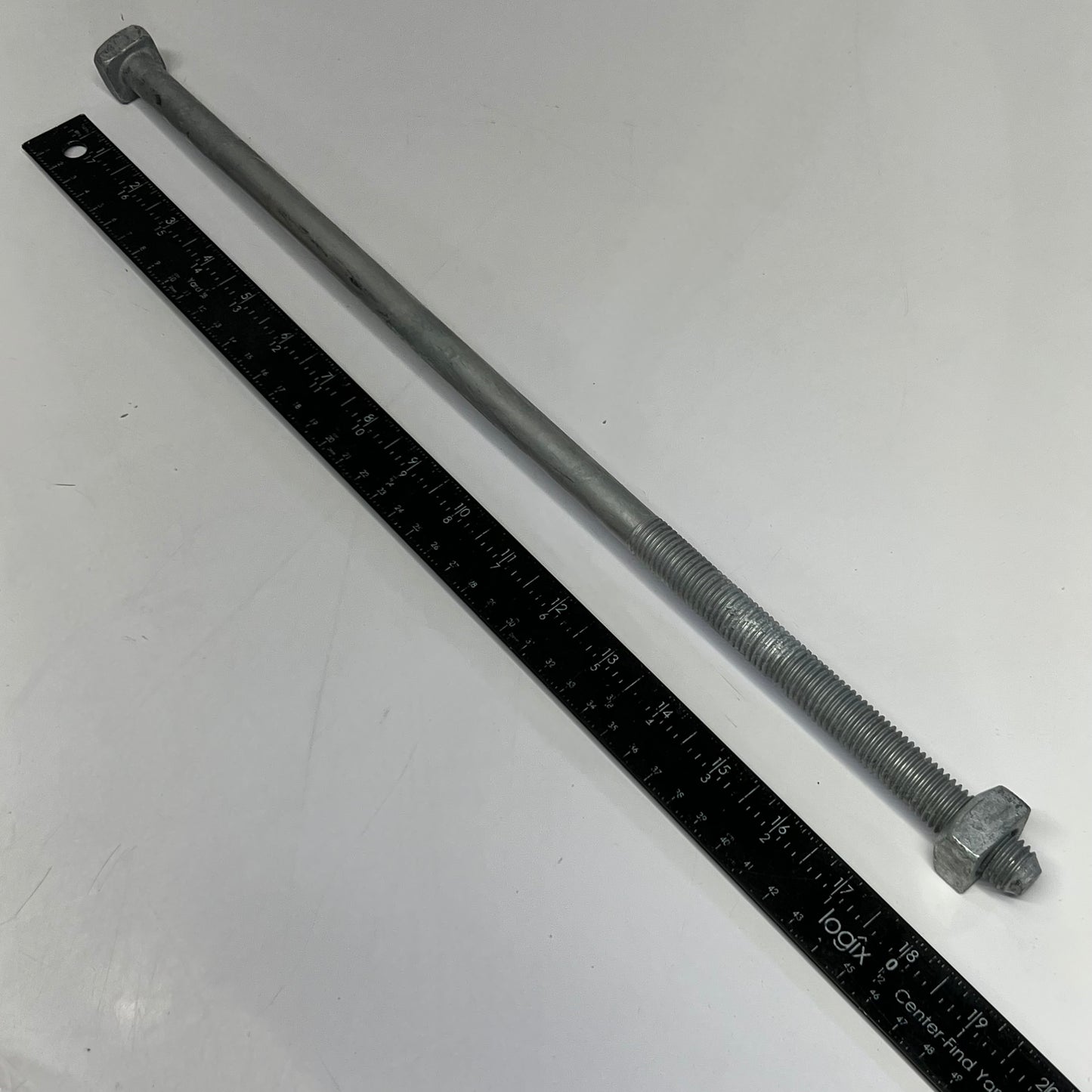 MACLEAN (25 PACK) Machine Bolt Square Head Sz 5/8" x 18" J8818 (New Other, Distressed Box)