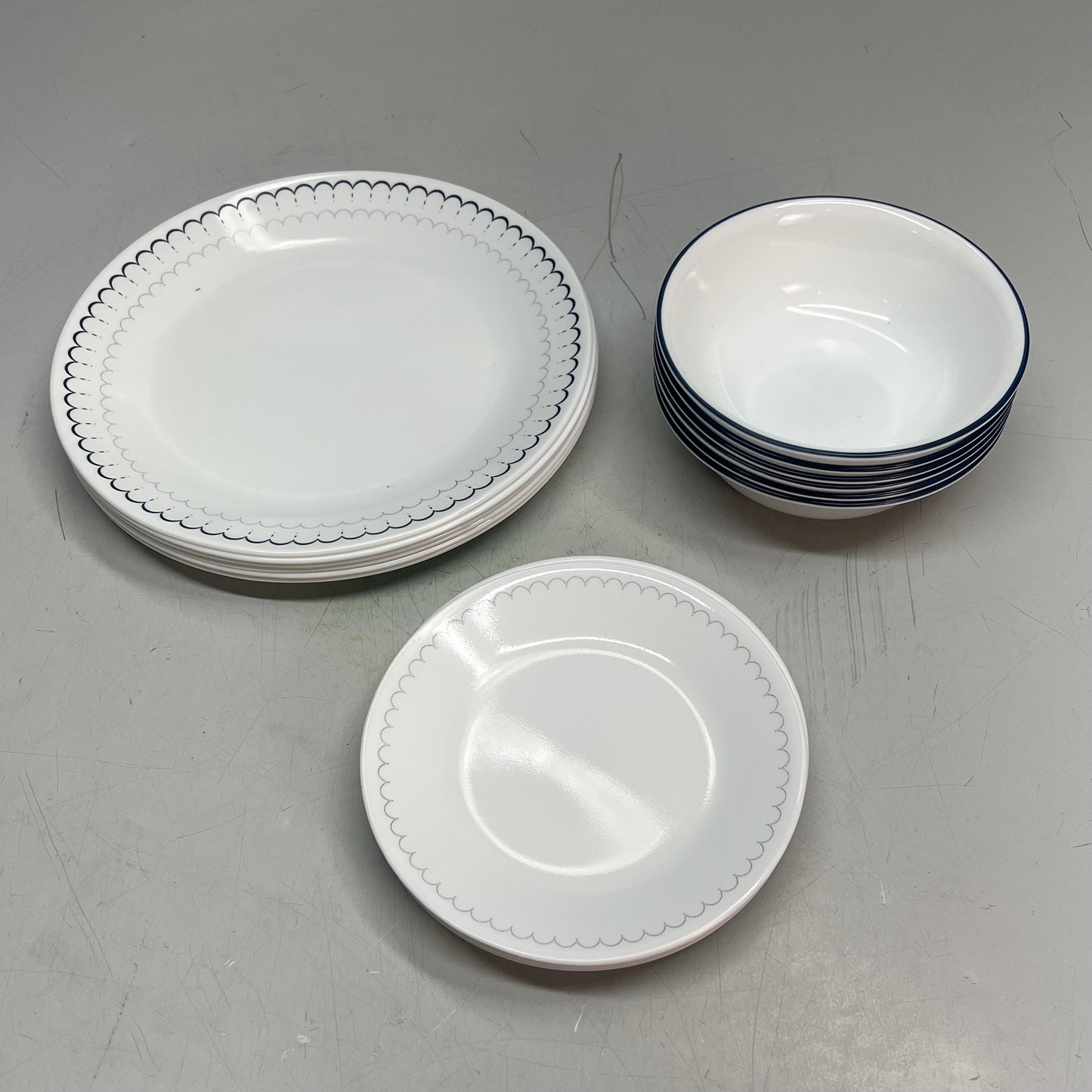 ZA@ CORELLE (18 PIECE SET) Caspin Lace Dinnerware Set Serves 6 People White 1147837