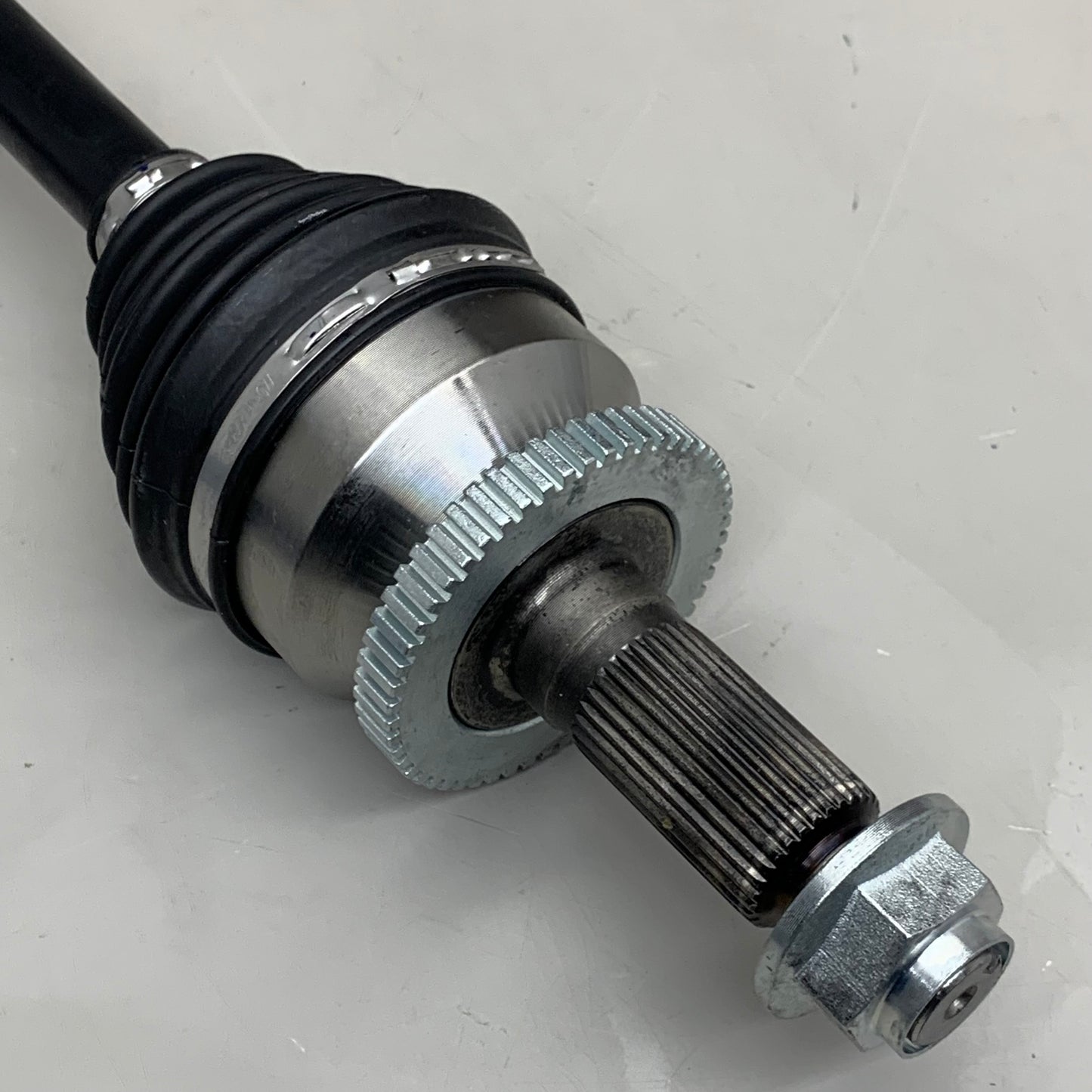 NAPA Premium CV Drive Axle Grooved 28 Spline 27.95" for Hyundai & Kia 94-3078