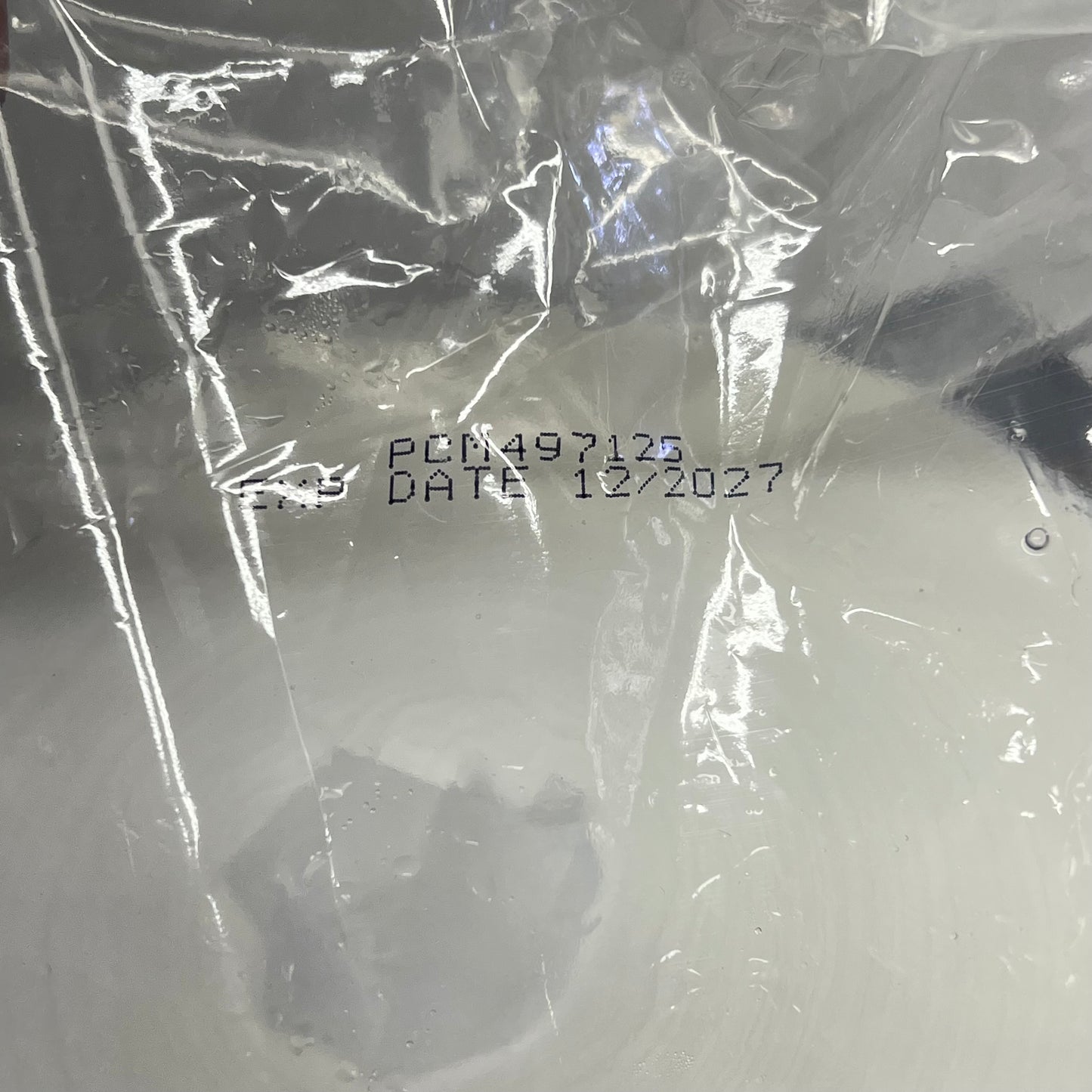 ZA@ GOOD EARTH  (2 PACK, 1800 WIPES EACH)  Sanitizing Wipes  8"x5" White BB 12/27